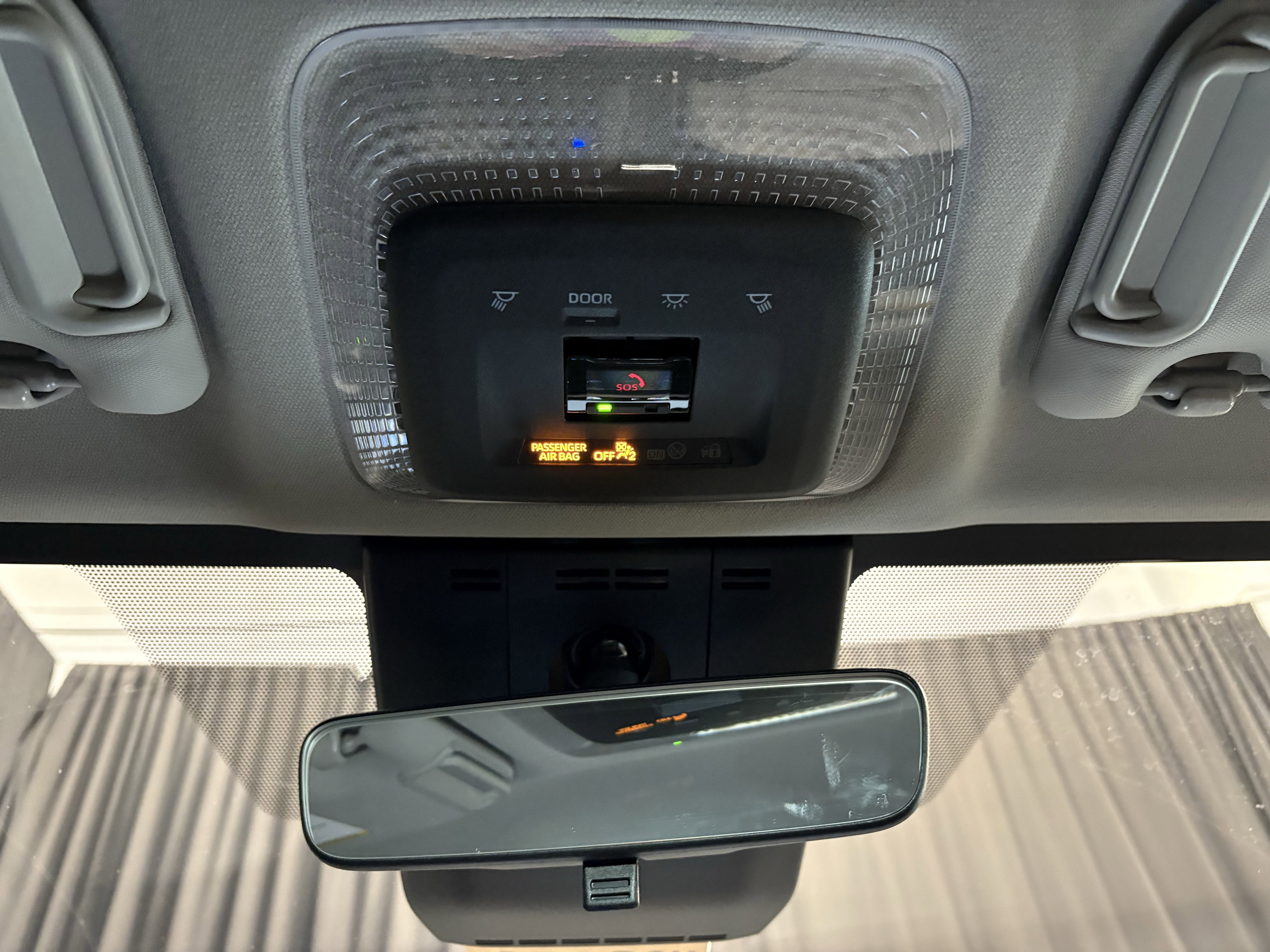 2026 Toyota Prius LE FWD