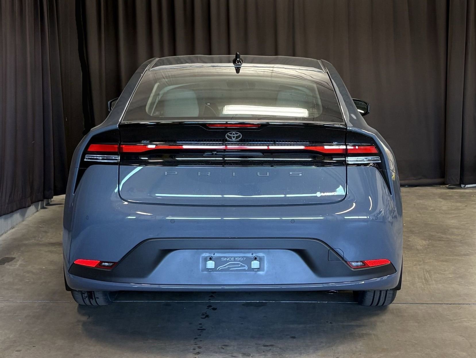 2026 Toyota Prius LE FWD