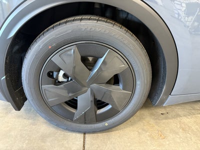 2026 Toyota Prius LE FWD