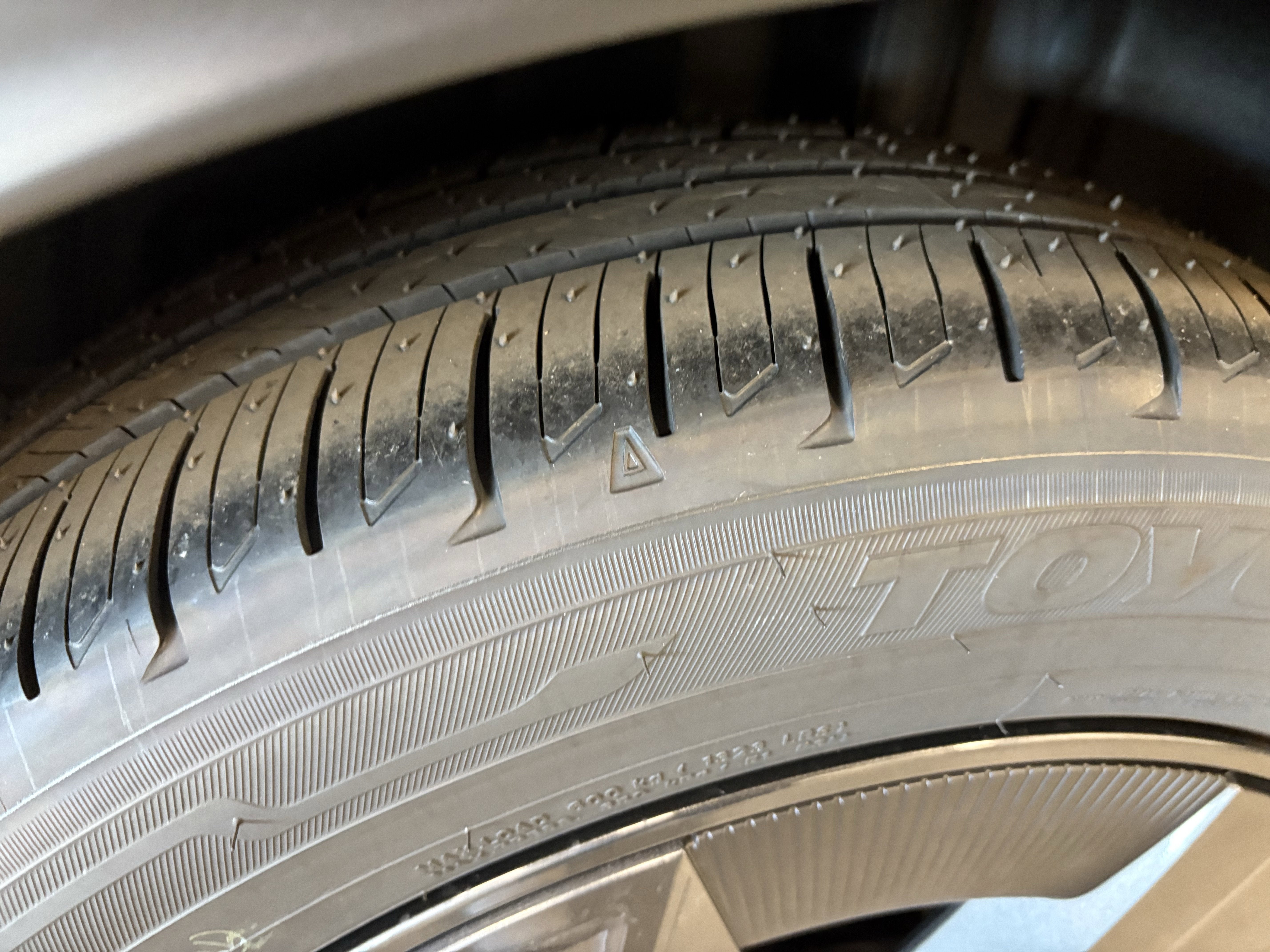 2026 Toyota Prius LE FWD