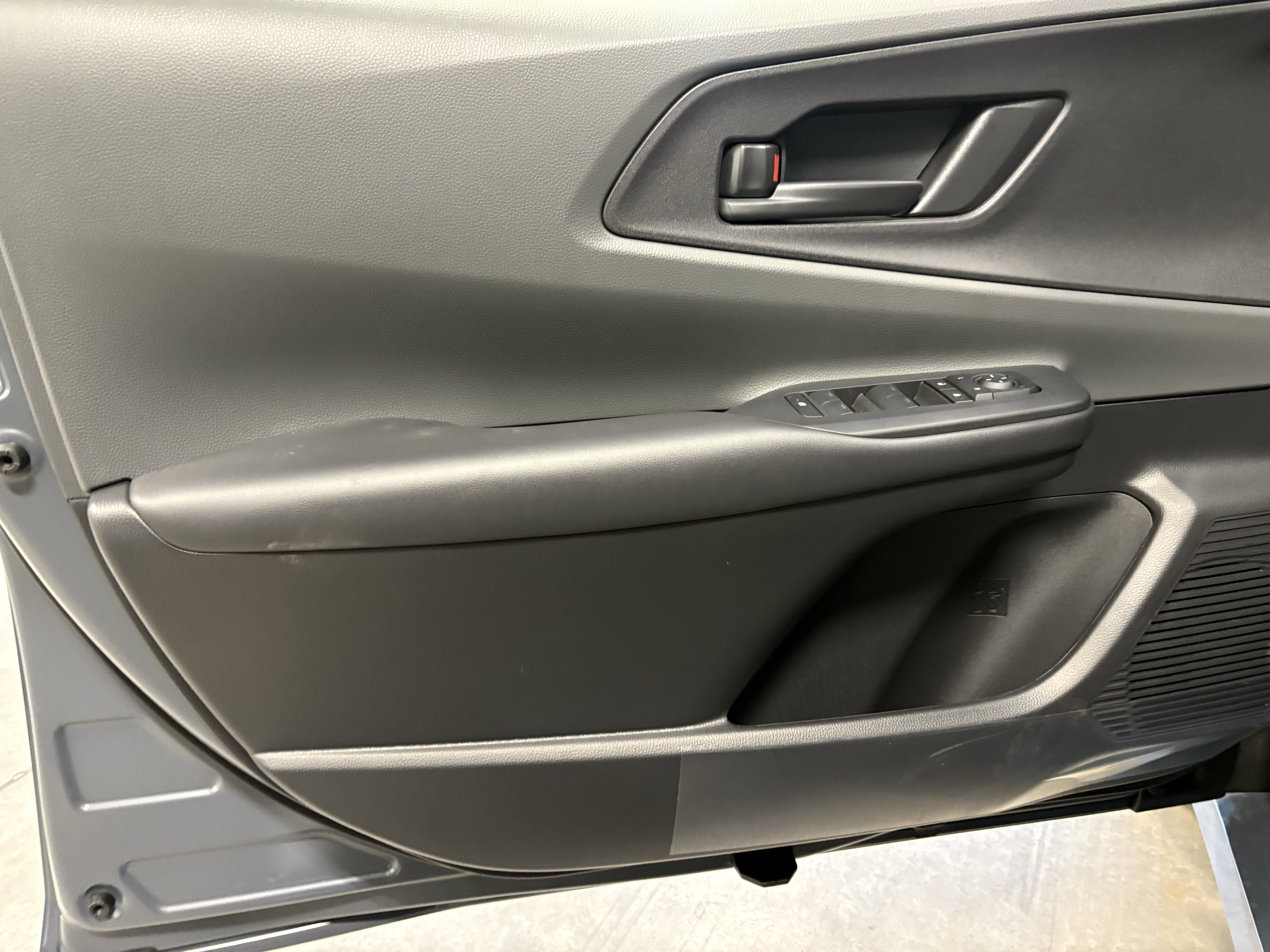 2026 Toyota Prius LE FWD