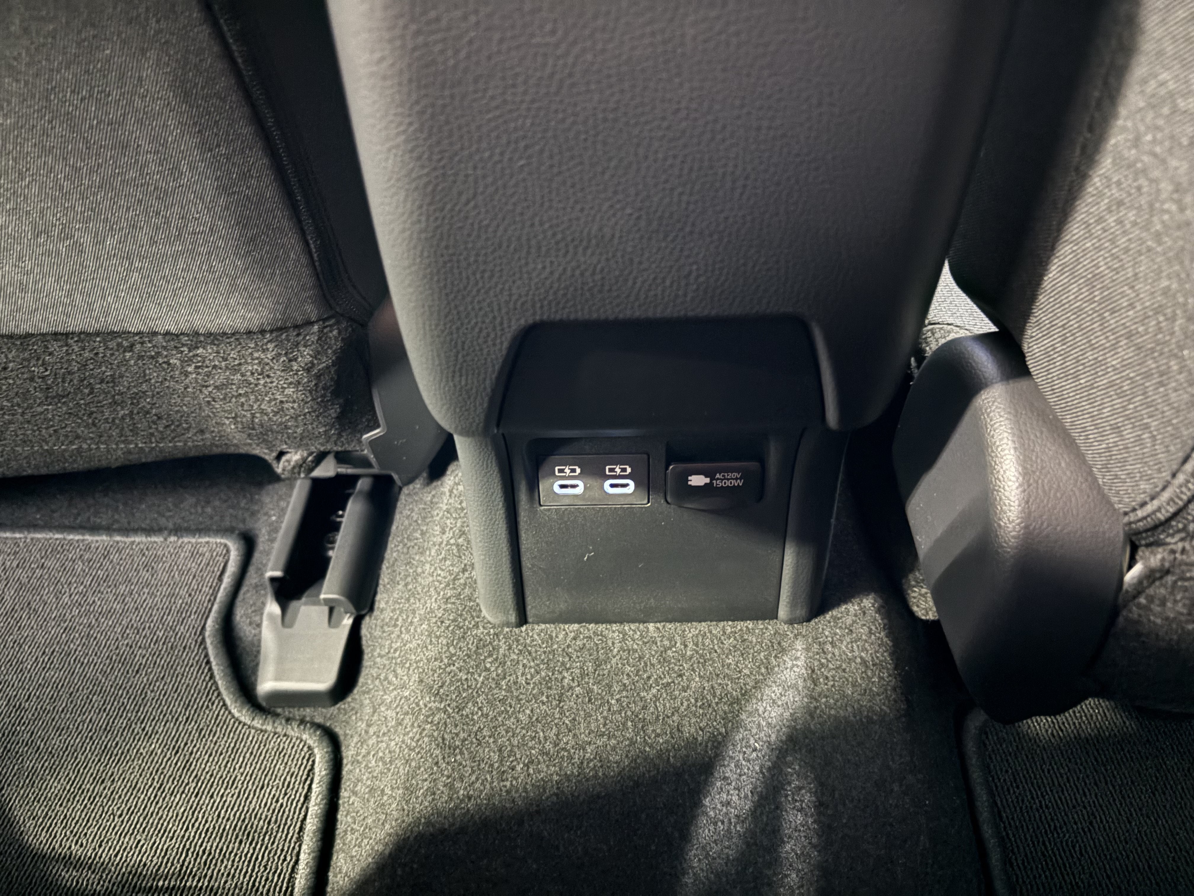 2026 Toyota Prius Plug-In Hybrid SE FWD