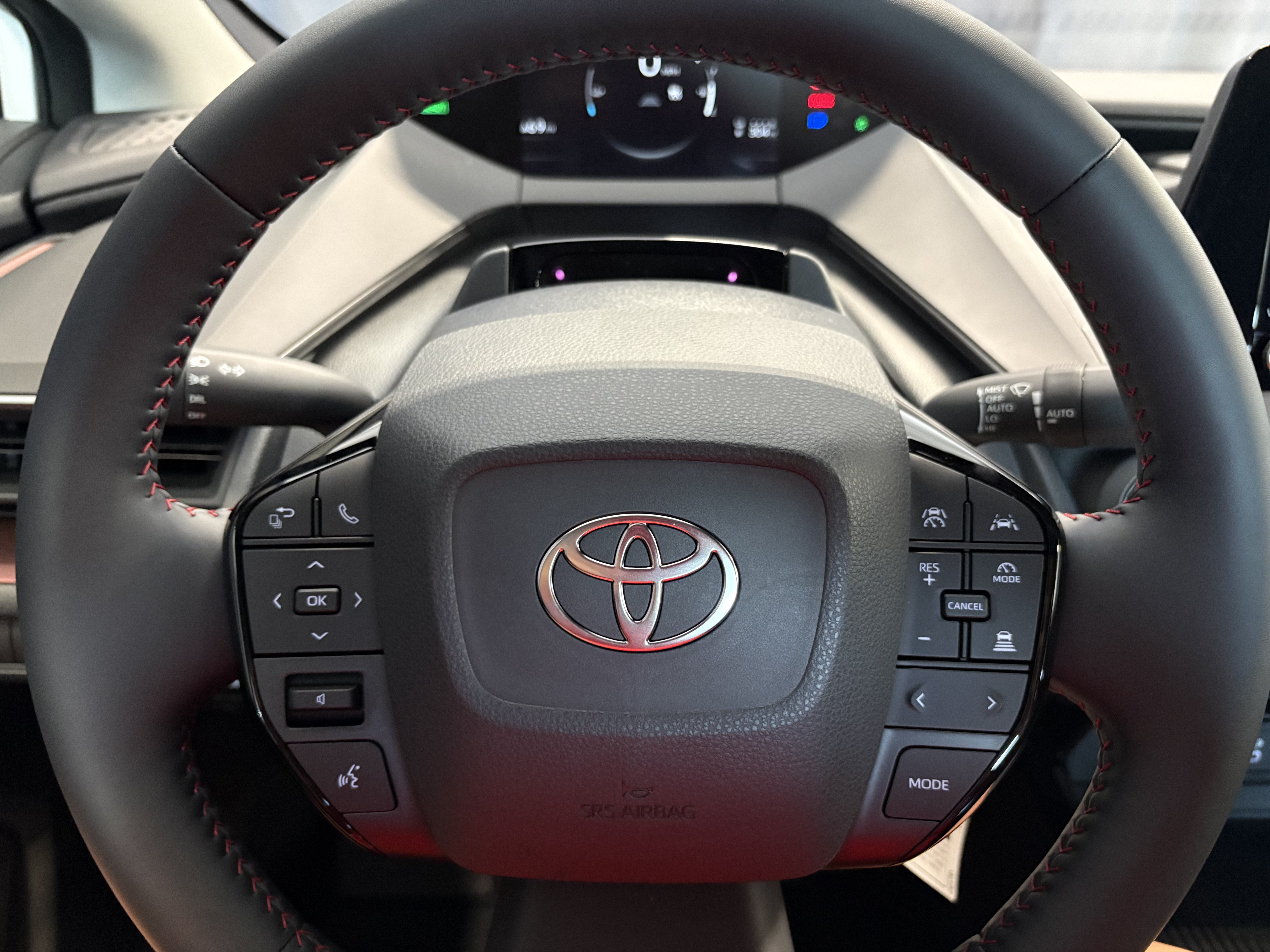 2026 Toyota Prius Plug-In Hybrid SE FWD