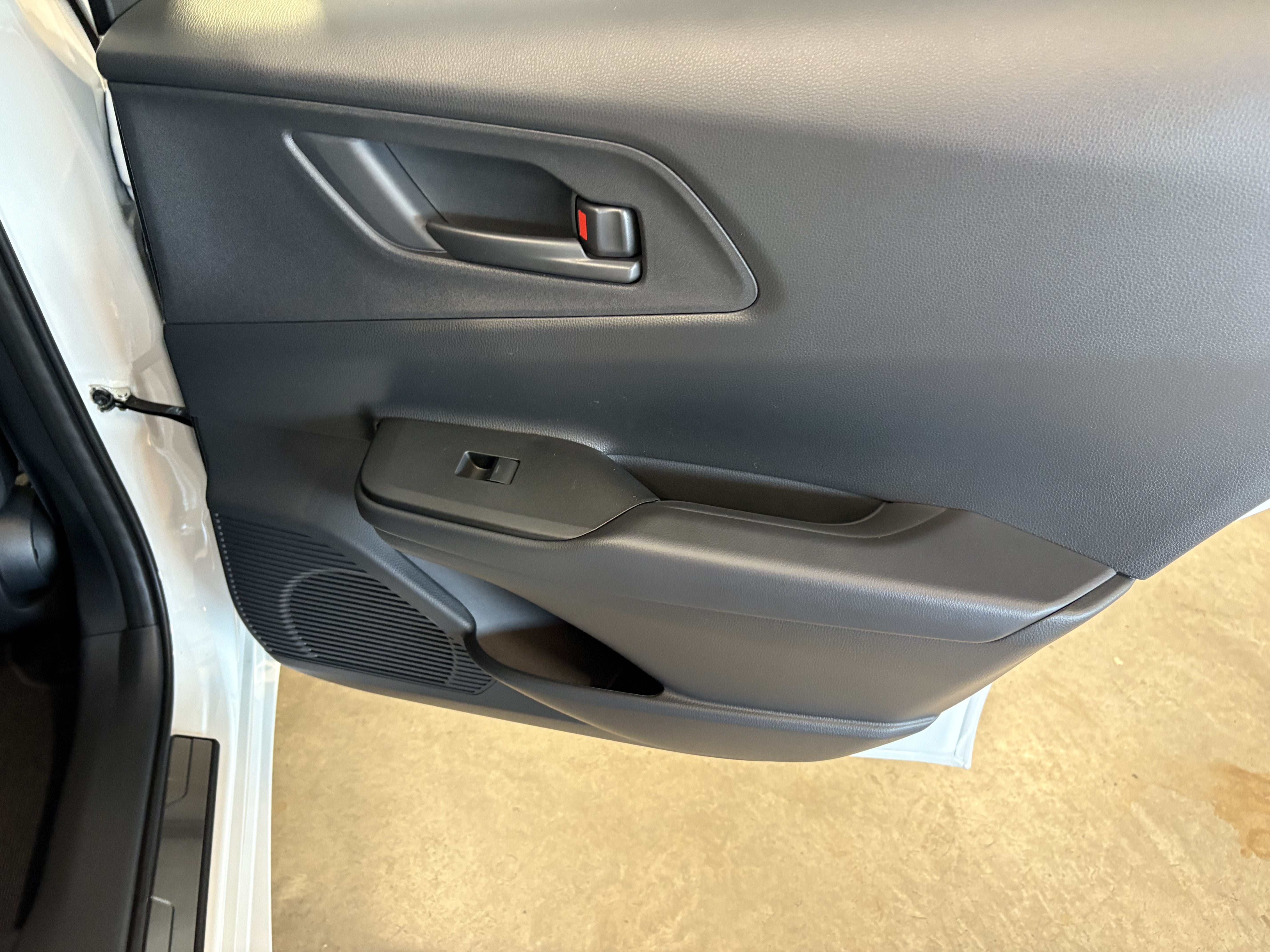 2026 Toyota Prius Plug-In Hybrid SE FWD