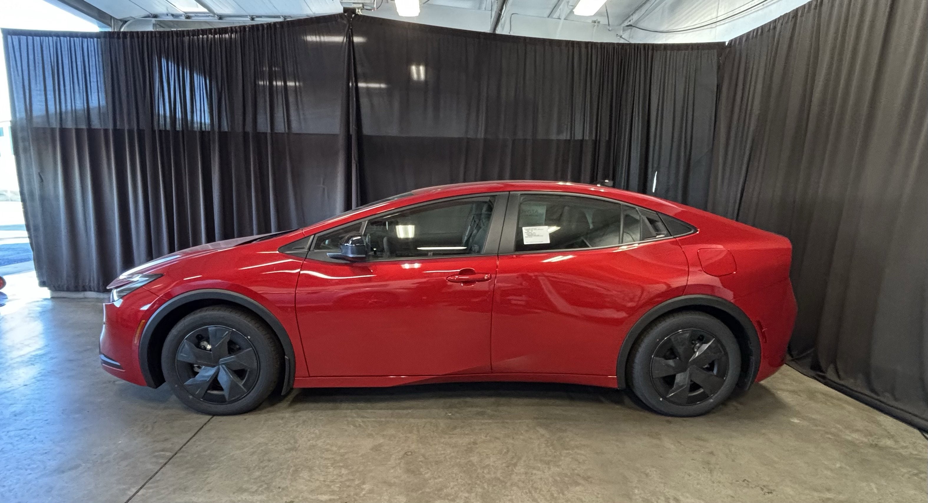 2026 Toyota Prius Plug-In Hybrid SE FWD