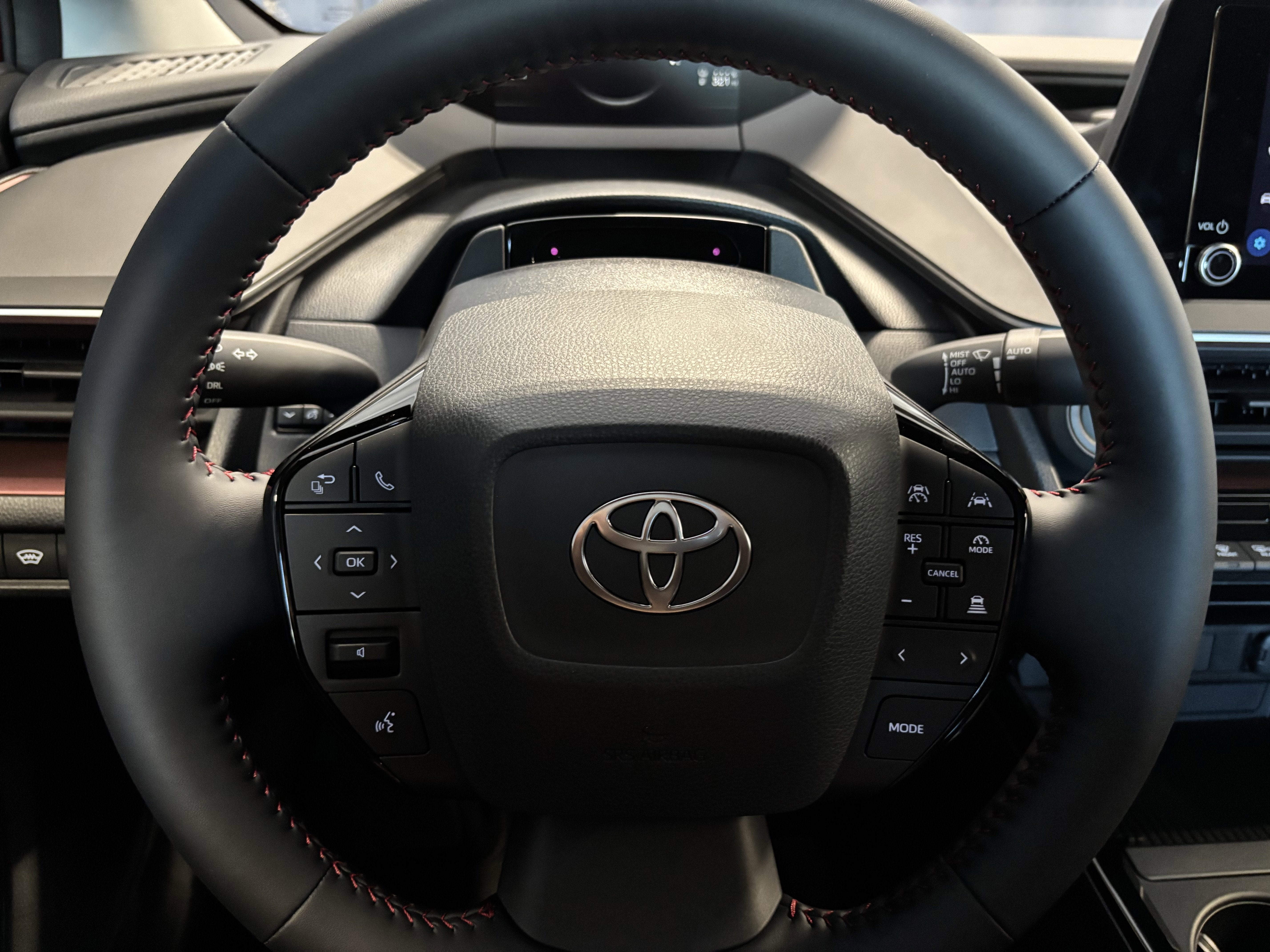 2026 Toyota Prius Plug-In Hybrid SE FWD