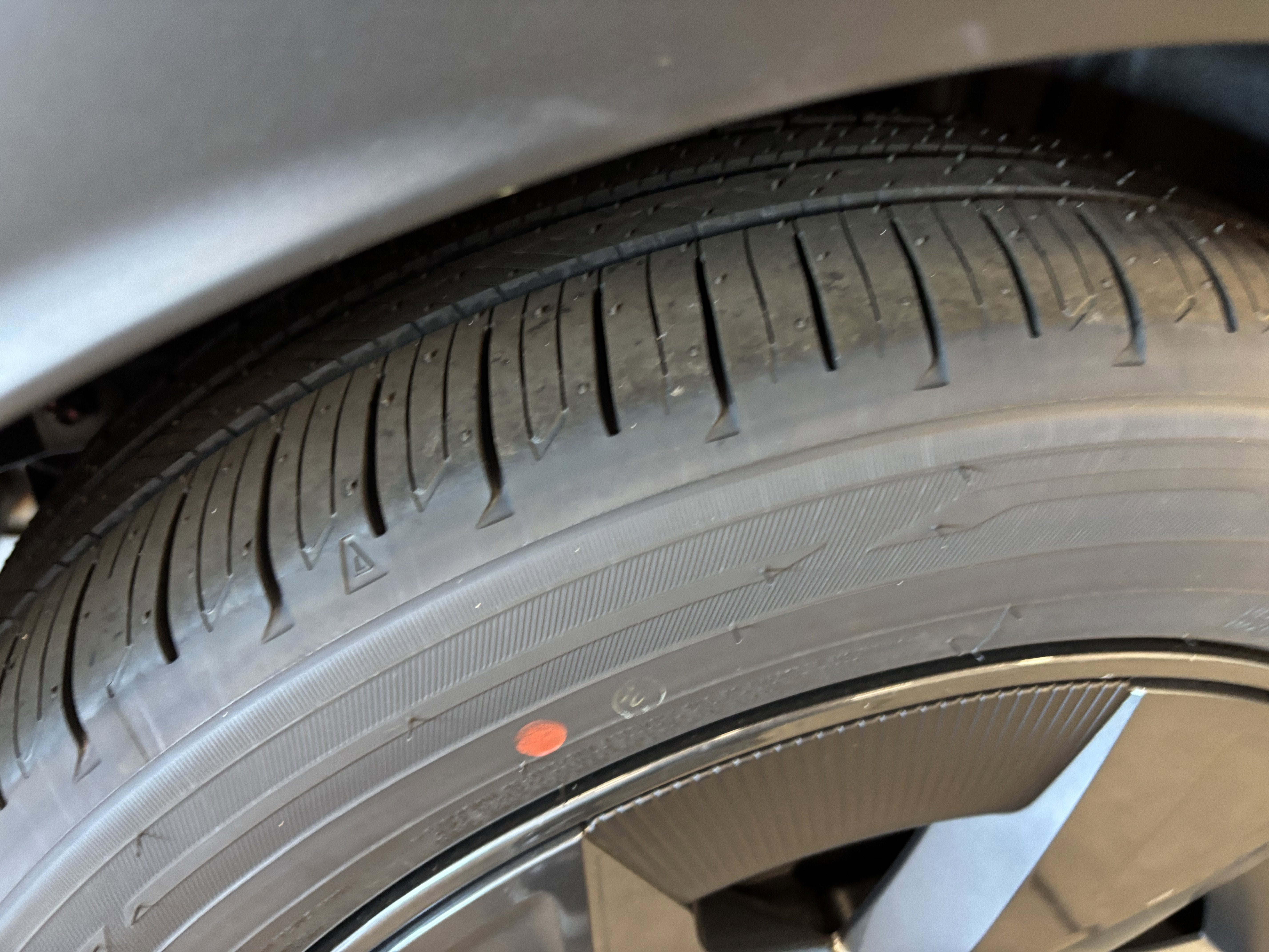 2026 Toyota Prius Plug-In Hybrid SE FWD