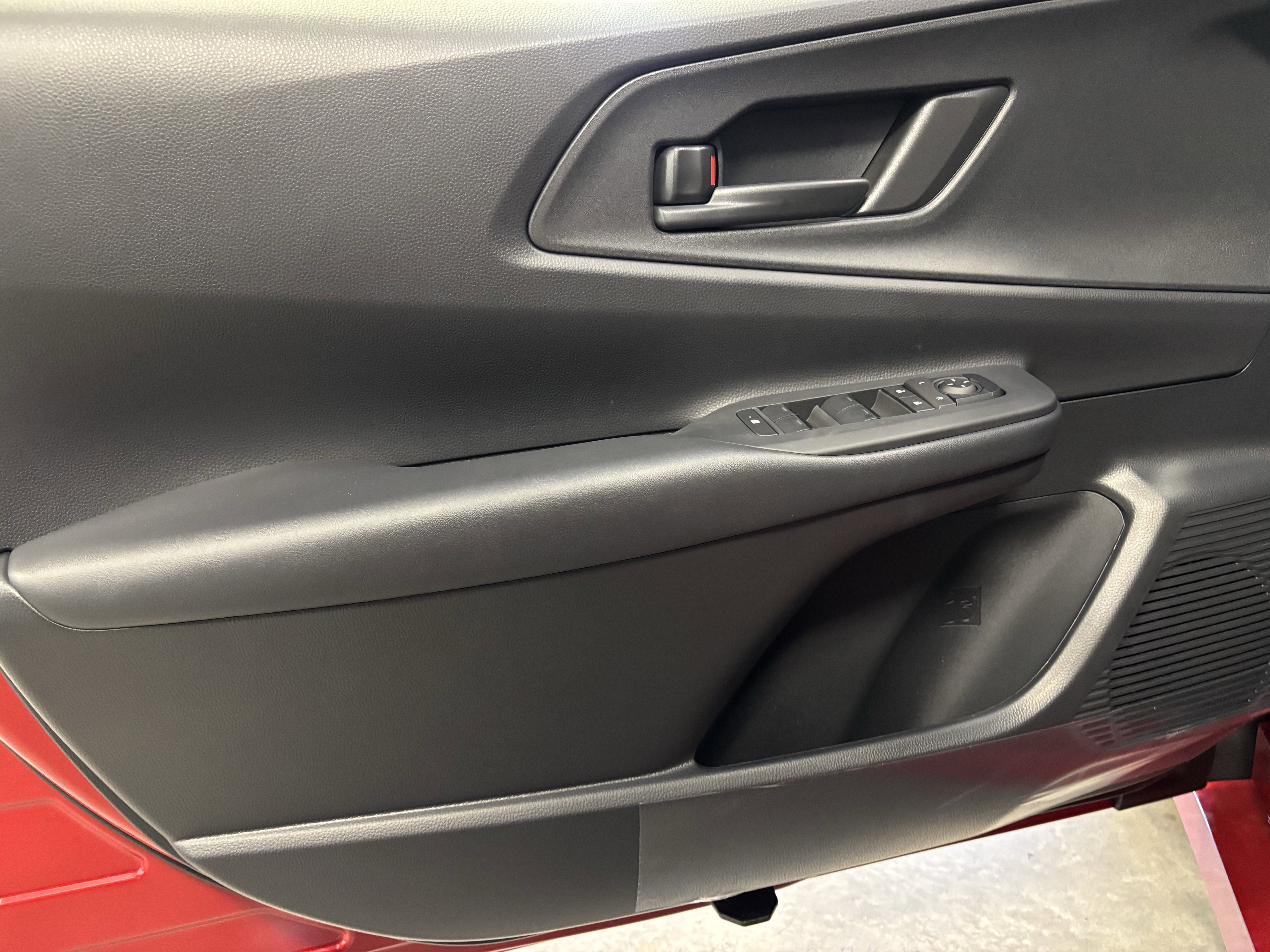 2026 Toyota Prius Plug-In Hybrid SE FWD