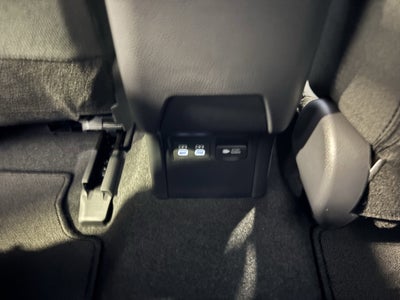 2026 Toyota Prius Plug-In Hybrid SE FWD