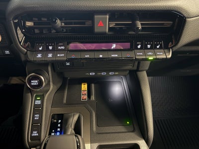 2026 Toyota Land Cruiser 4WD (Natl) 4WD