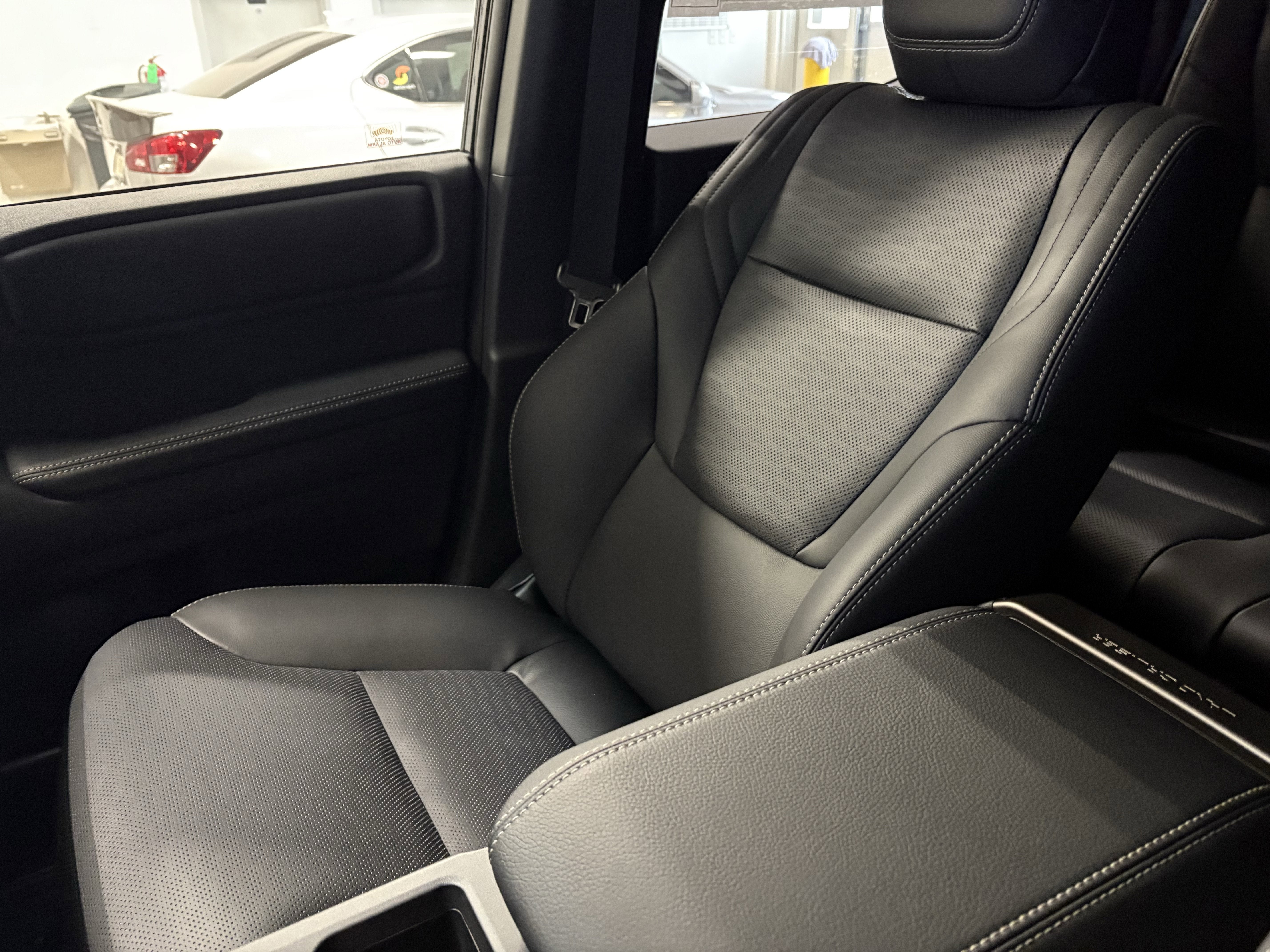 2026 Toyota Land Cruiser 4WD (Natl) 4WD