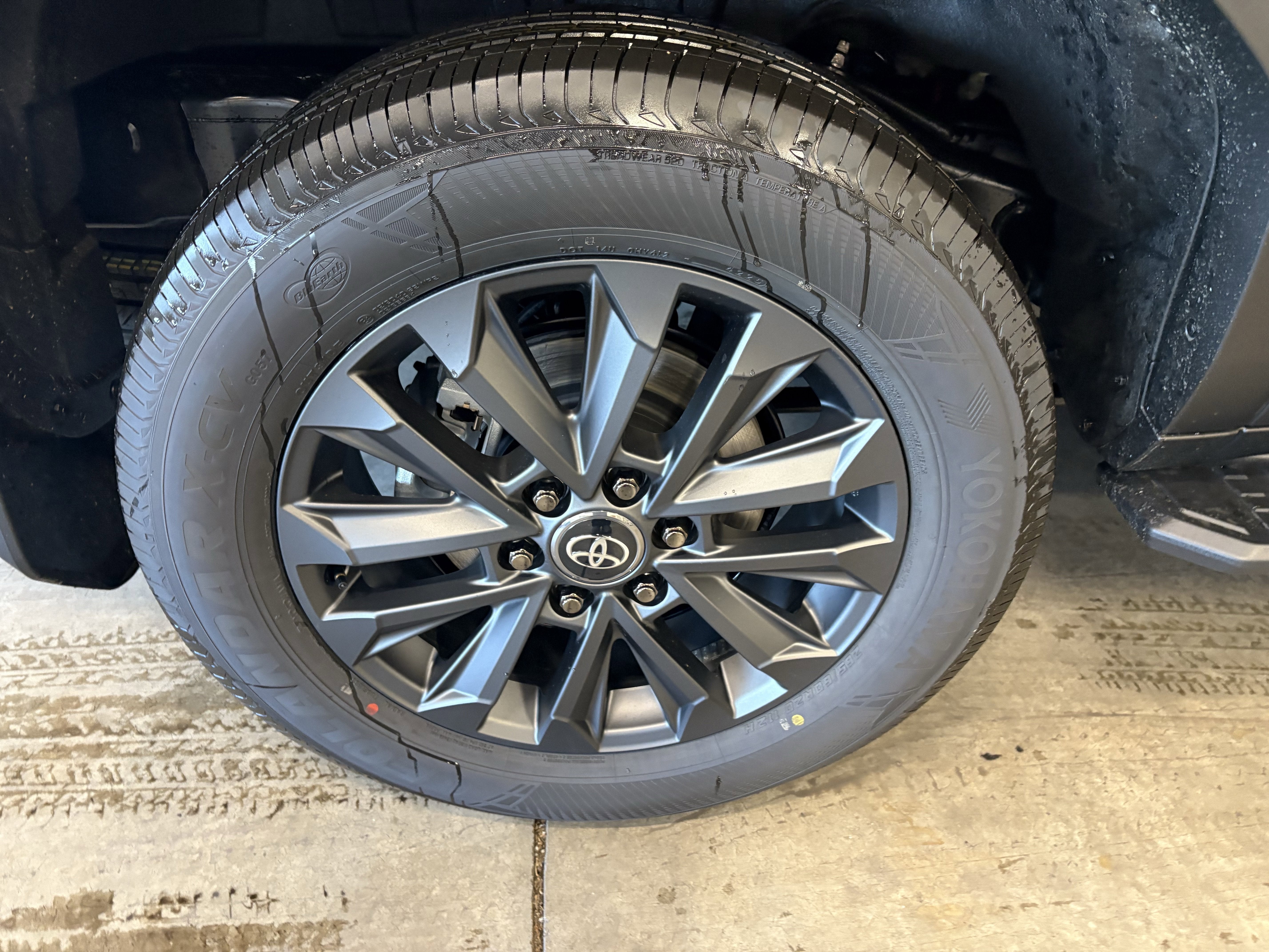 2026 Toyota Land Cruiser 4WD (Natl) 4WD