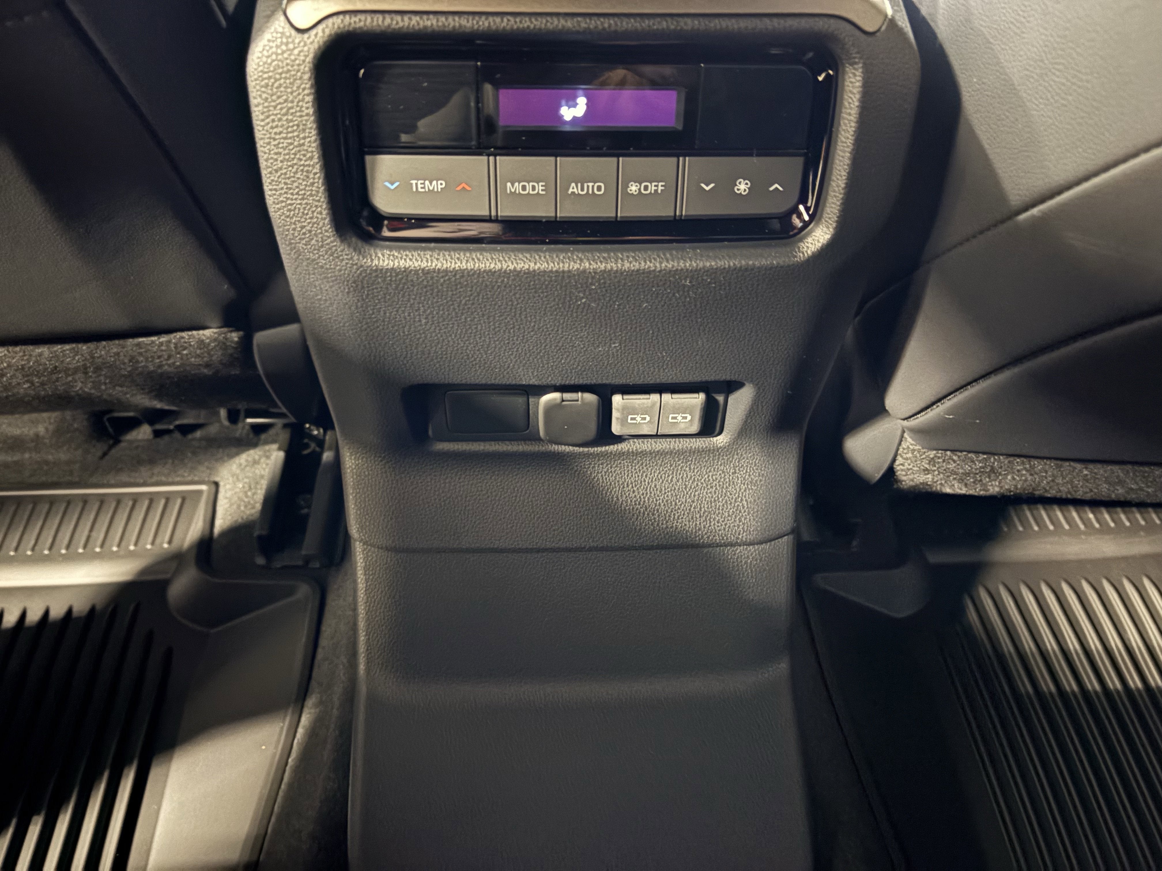 2026 Toyota Land Cruiser 4WD (Natl) 4WD