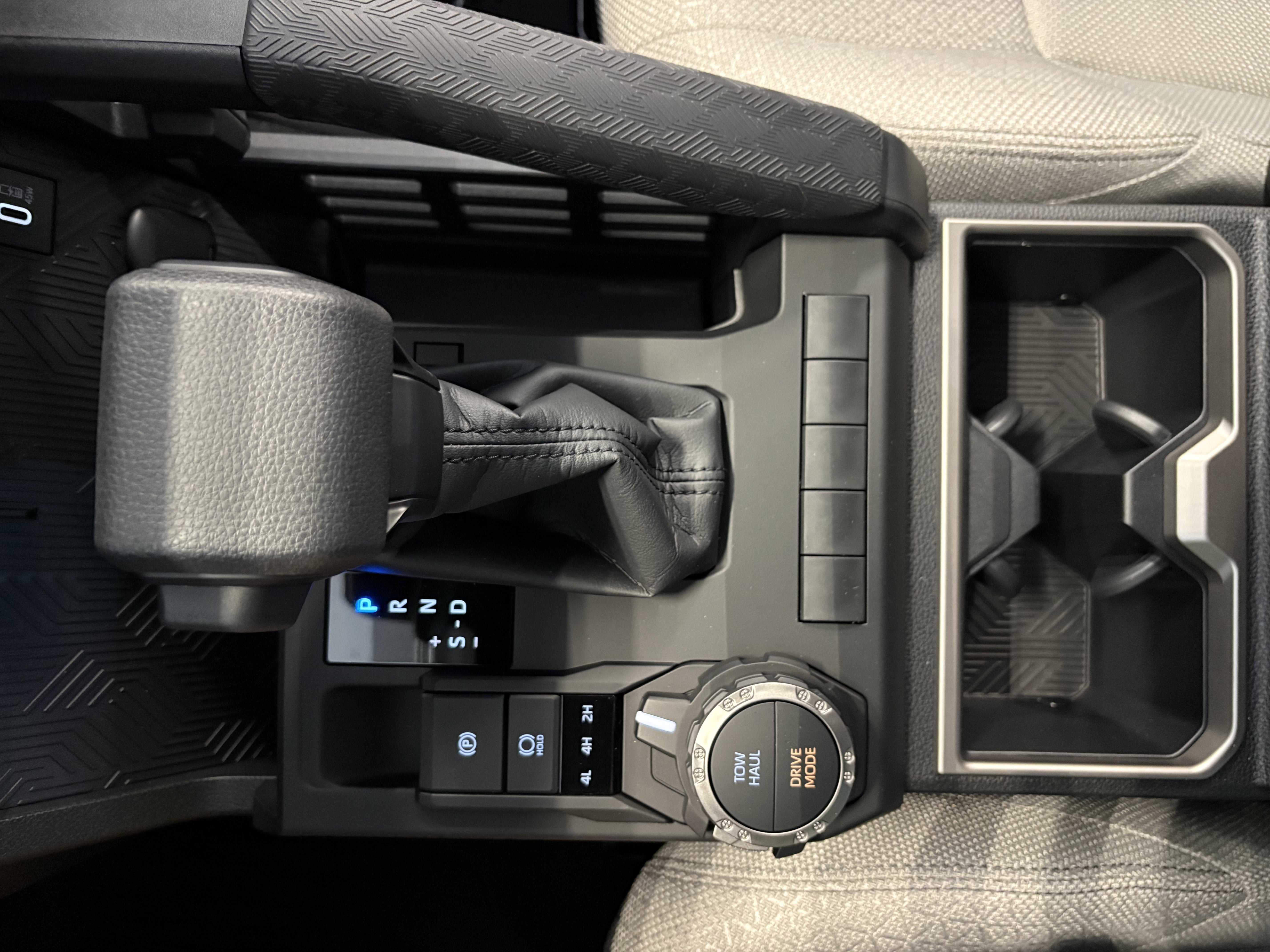 2026 Toyota 4Runner SR5 4WD