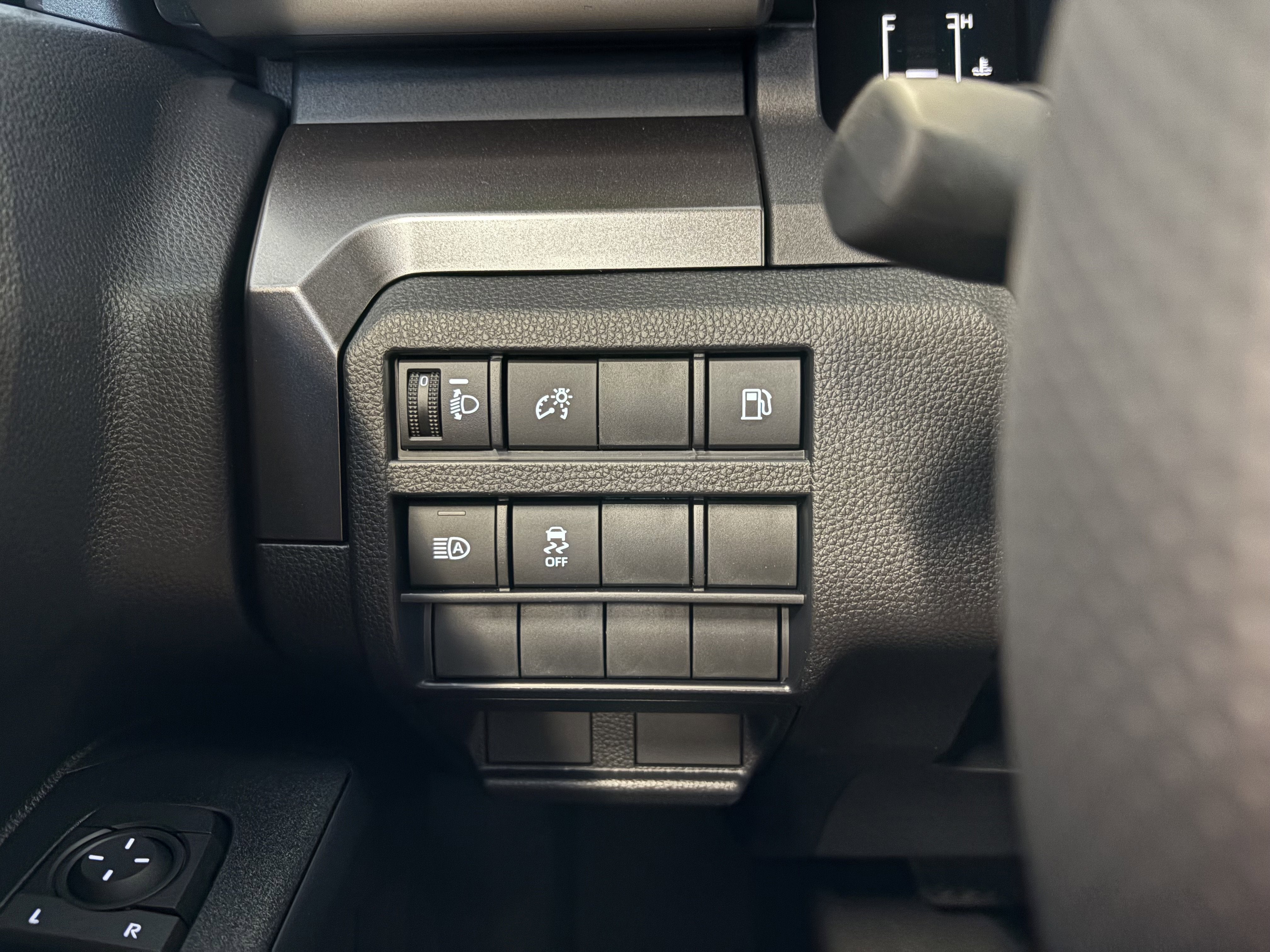 2026 Toyota 4Runner SR5 4WD