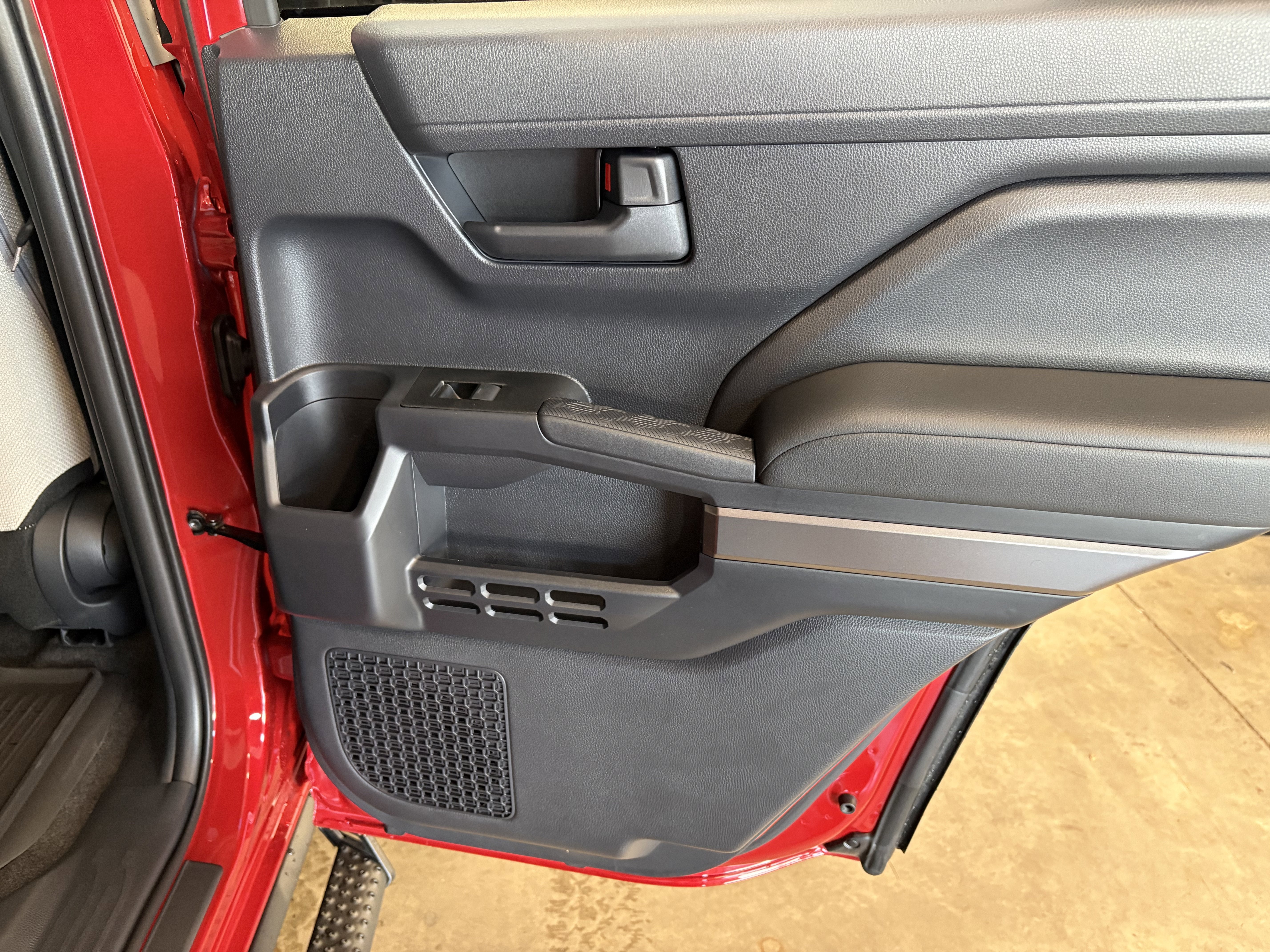 2026 Toyota 4Runner SR5 4WD