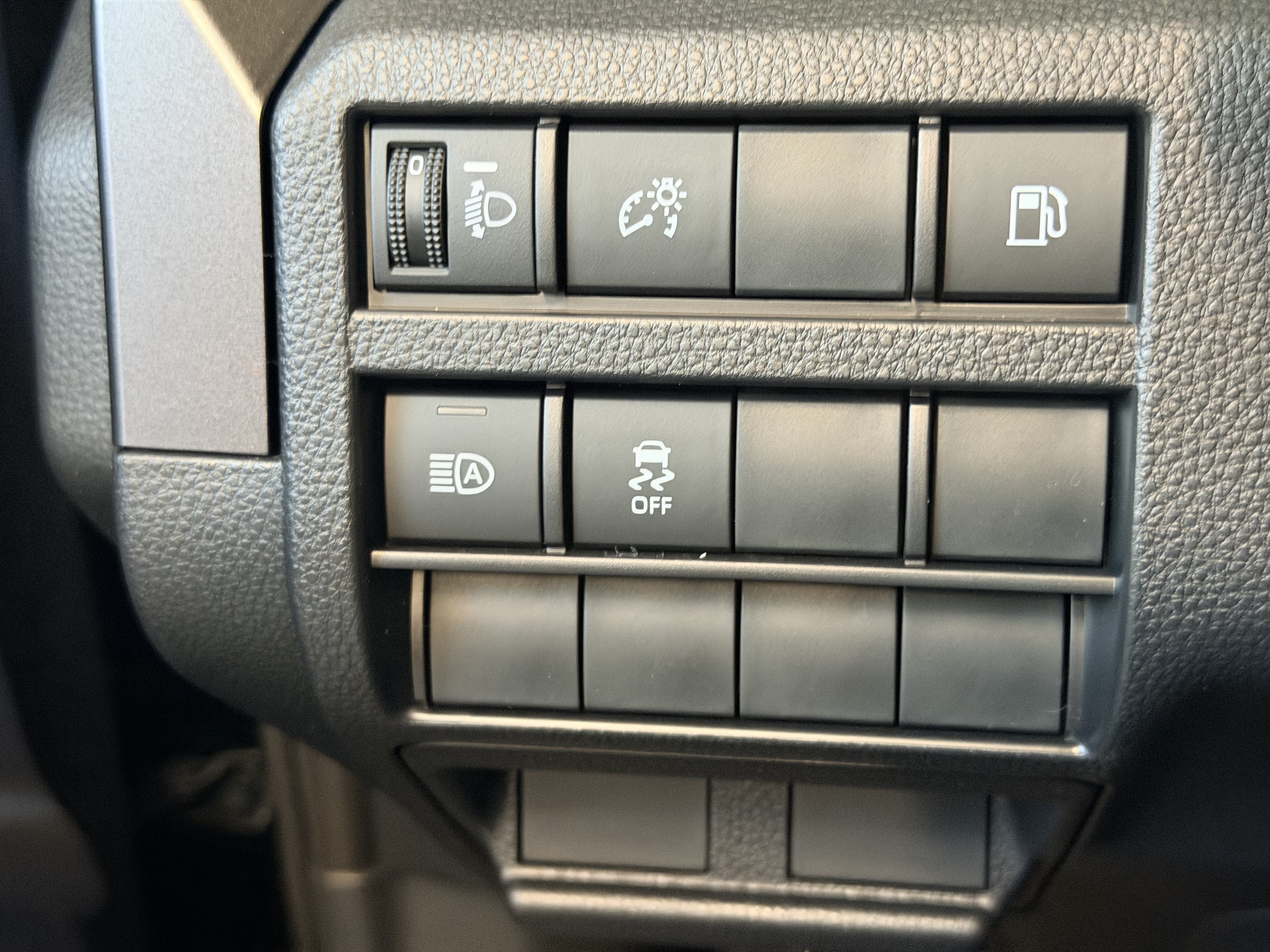 2026 Toyota 4Runner SR5 4WD