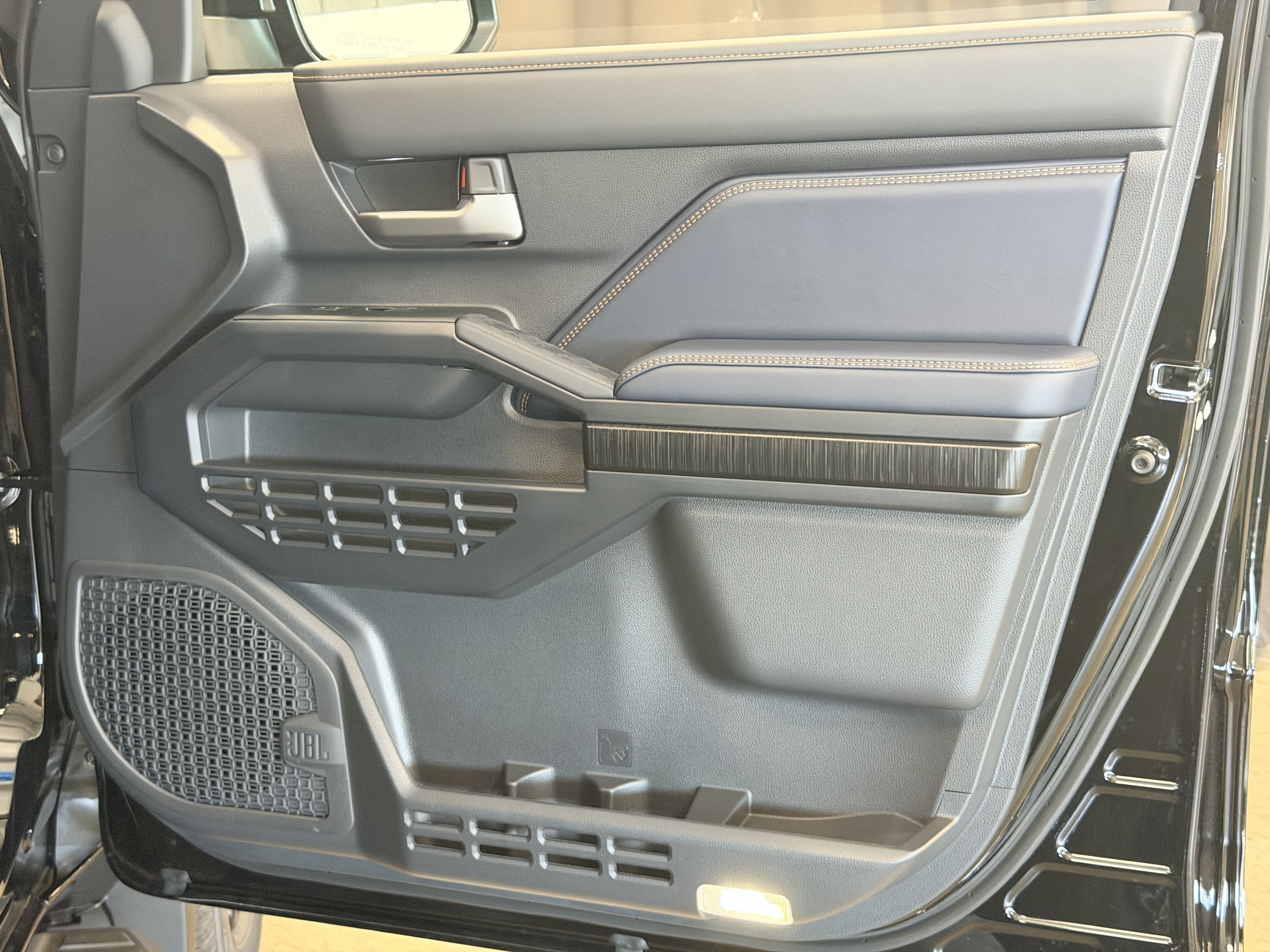 2026 Toyota 4Runner Hybrid Platinum 4WD