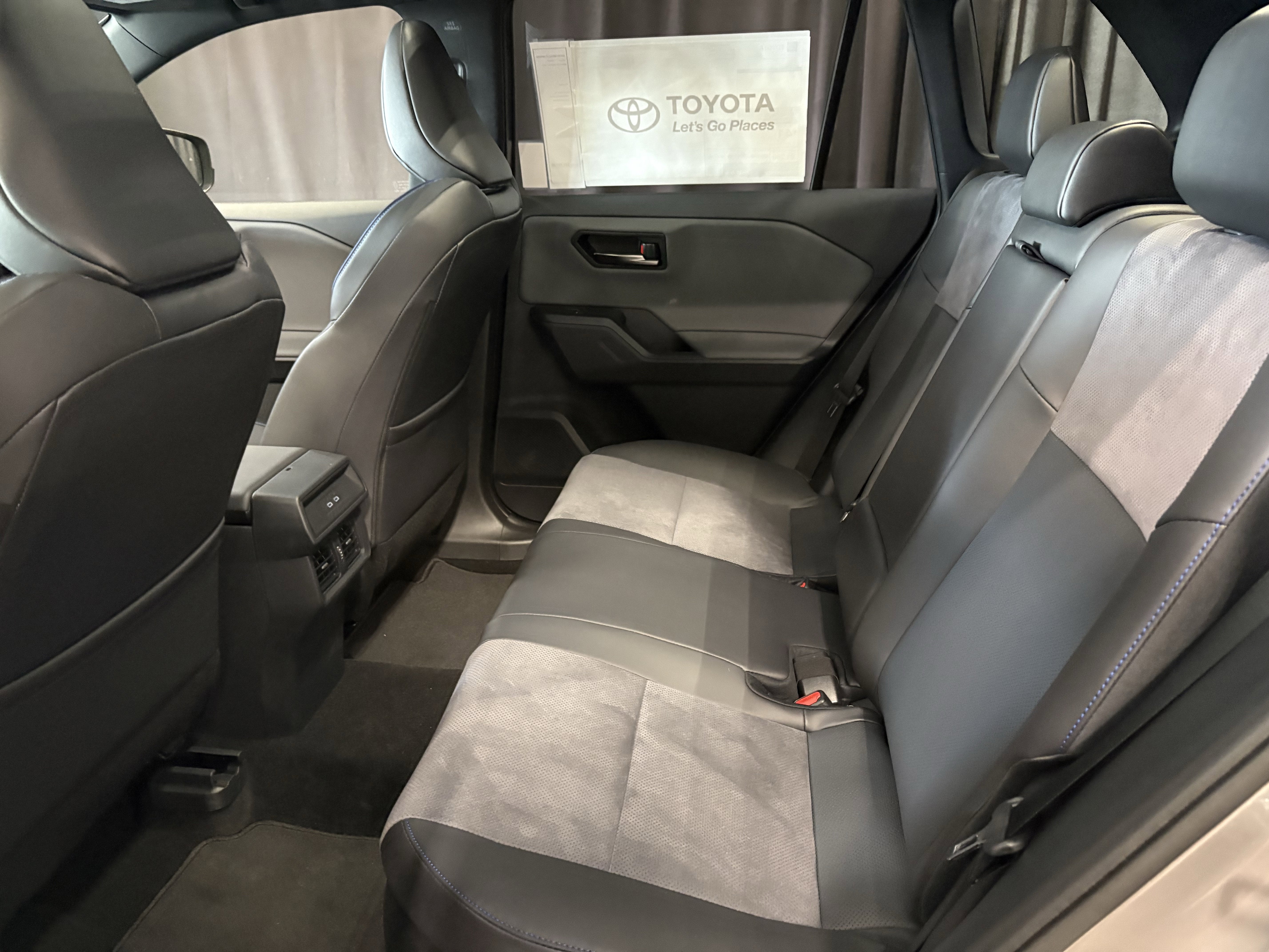 2026 Toyota Rav4 XSE AWD