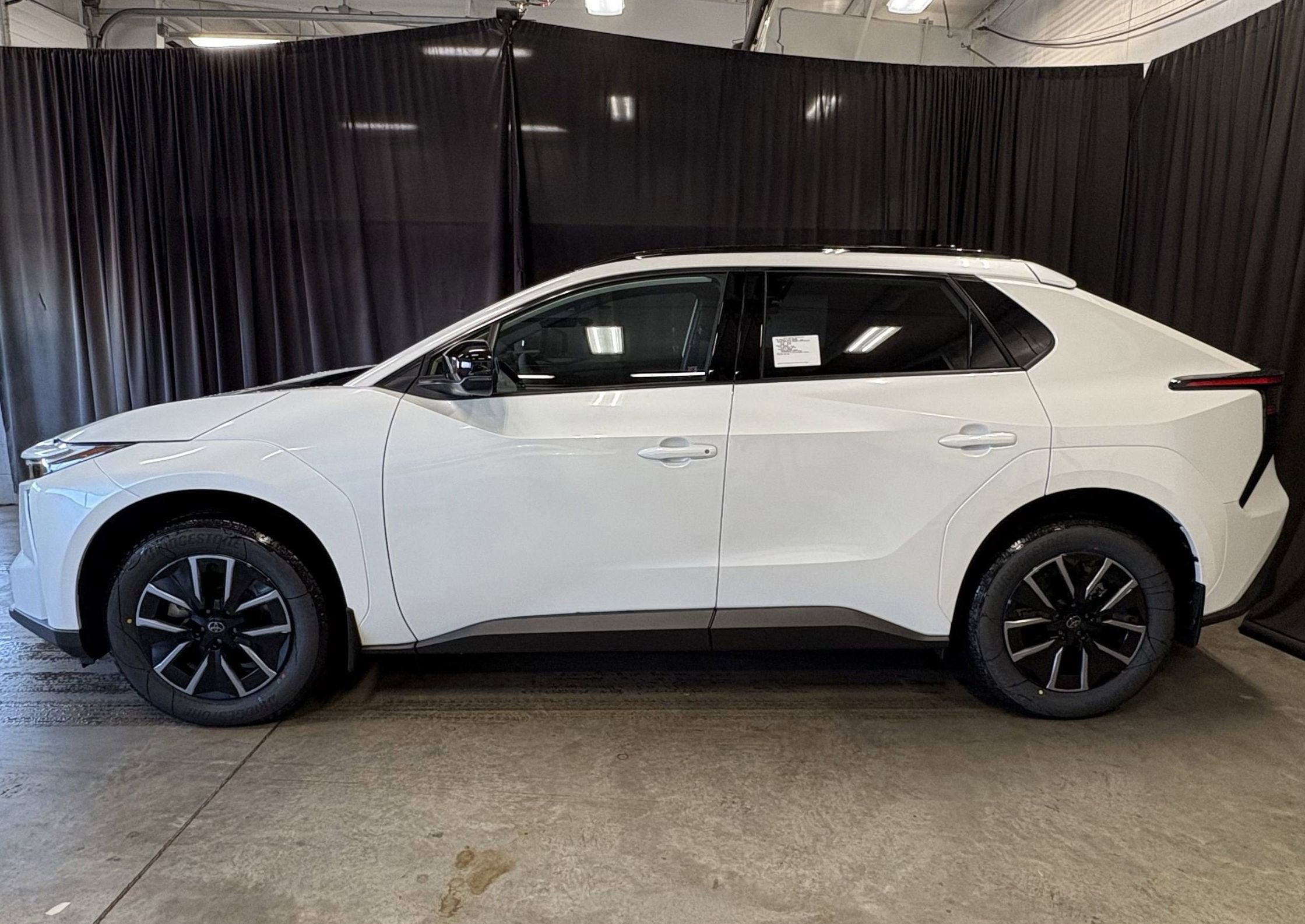 2026 Toyota bZ XLE Plus FWD