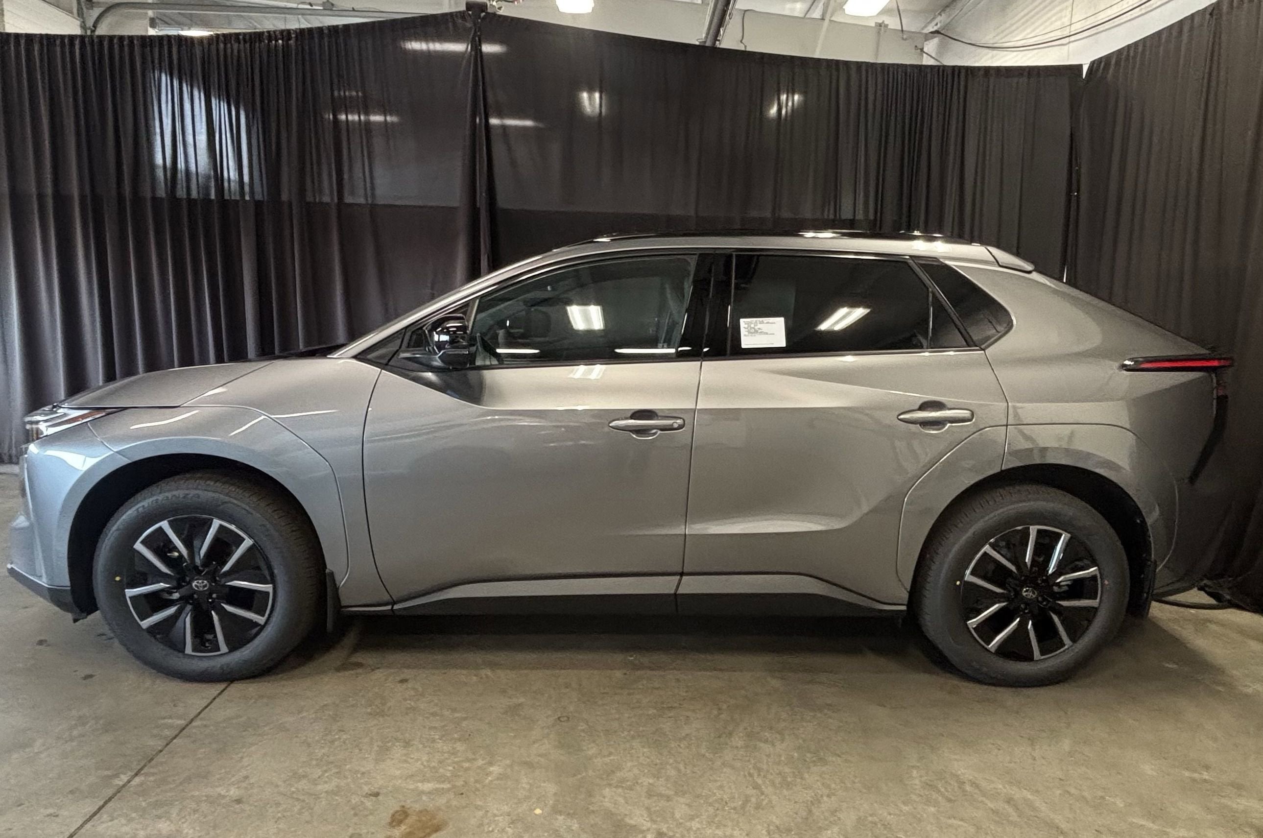 2026 Toyota bZ XLE Plus FWD