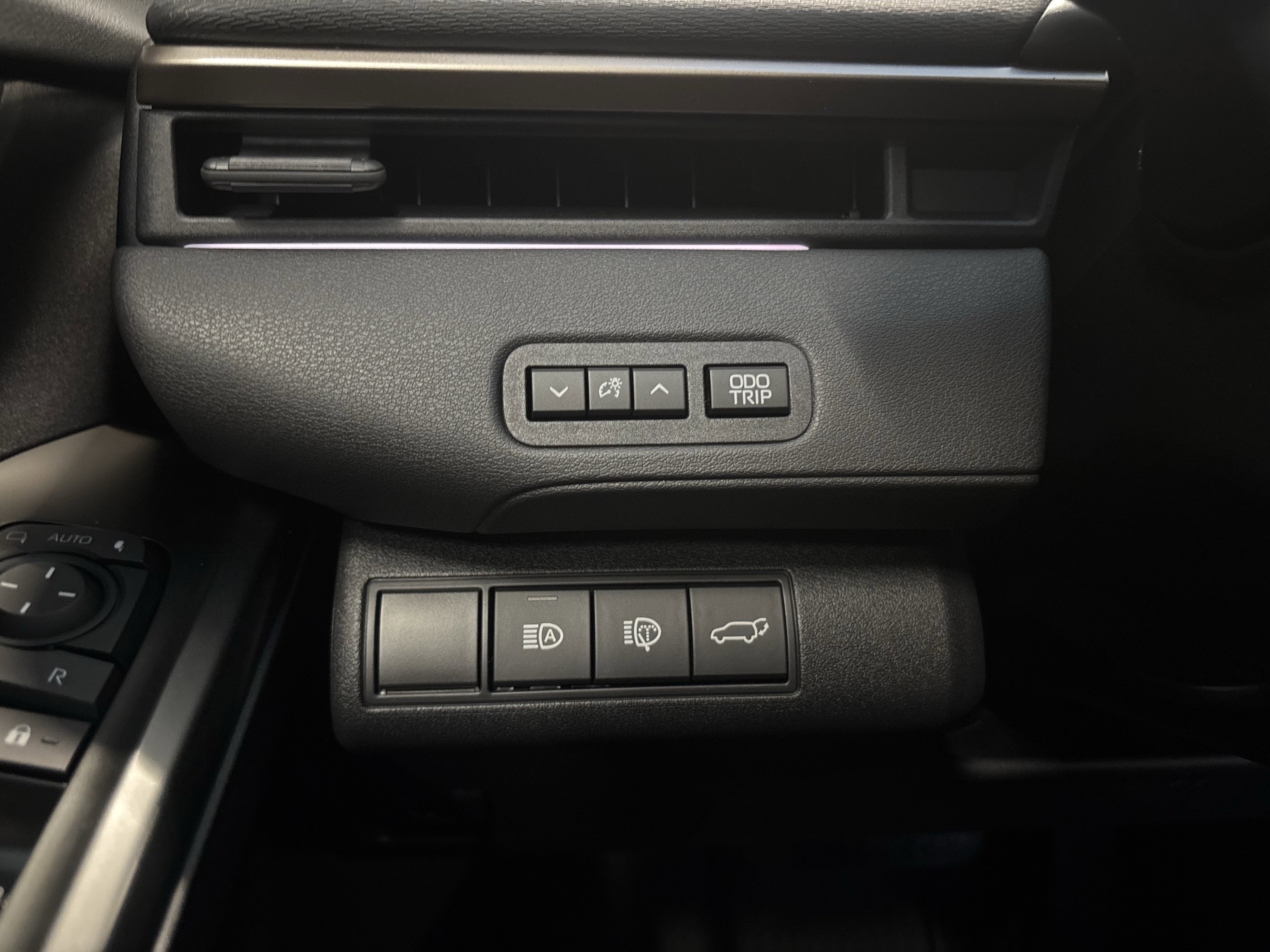 2026 Toyota bZ XLE Plus FWD