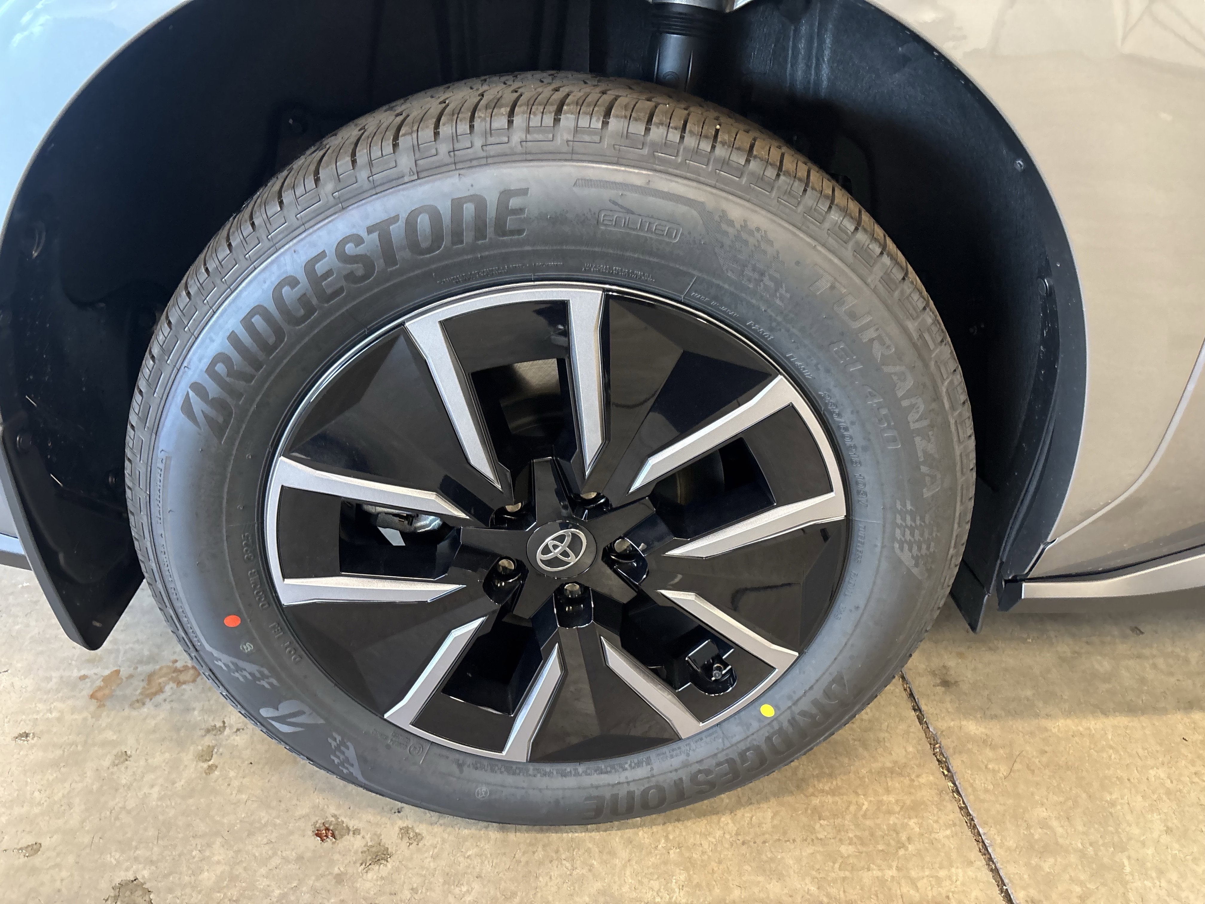 2026 Toyota bZ XLE Plus FWD