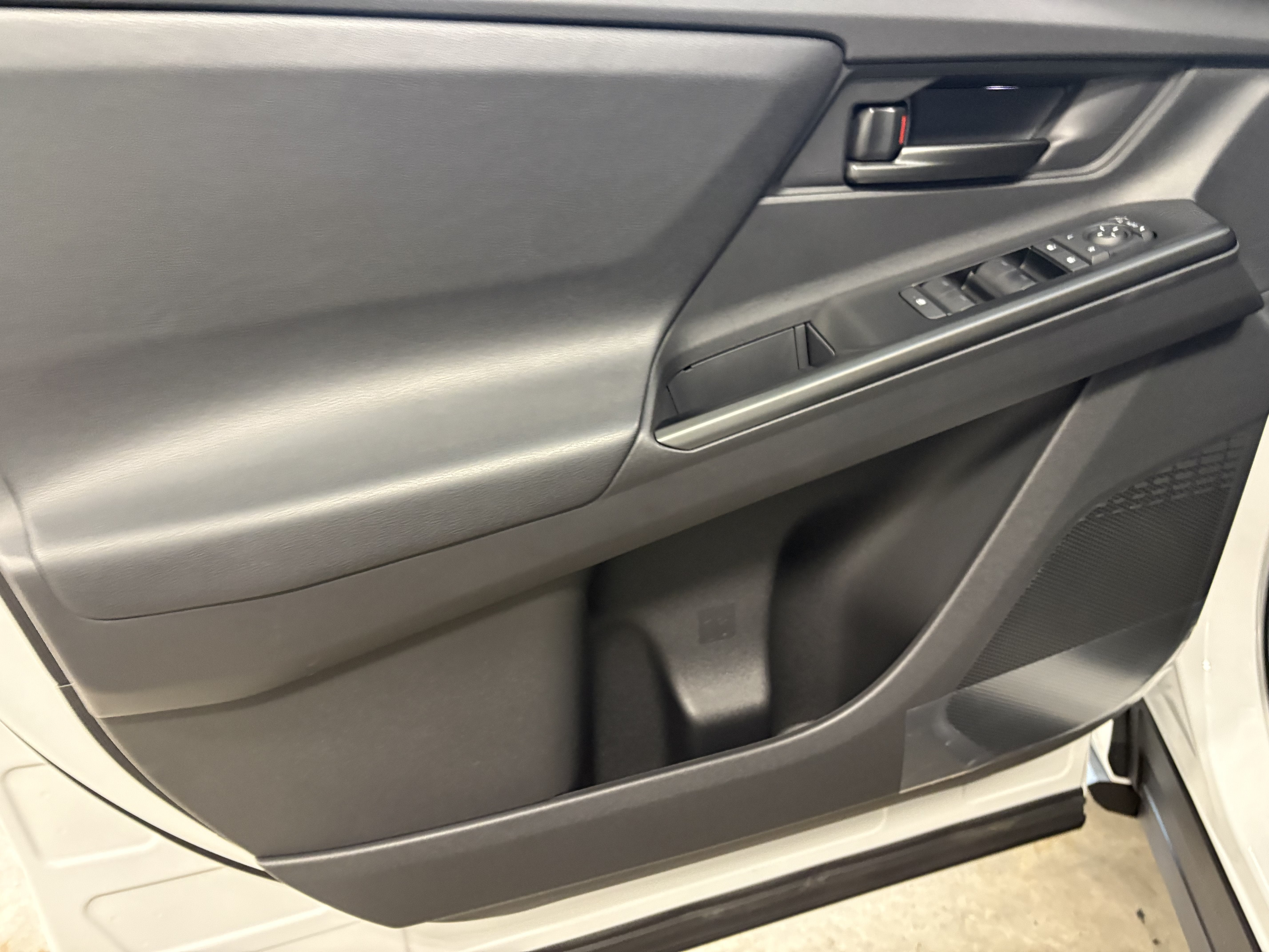 2026 Toyota bZ XLE Plus FWD