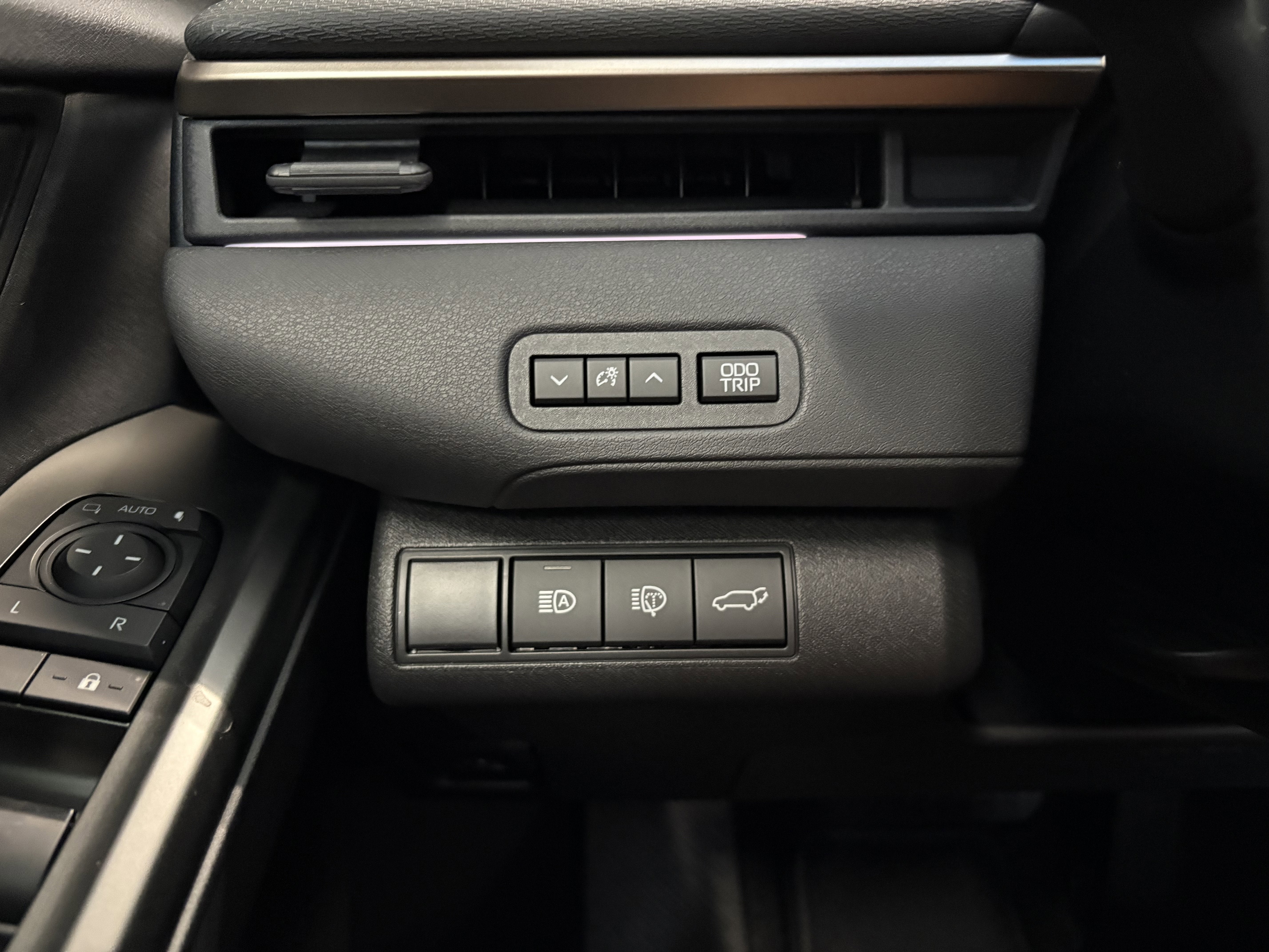 2026 Toyota bZ XLE Plus FWD