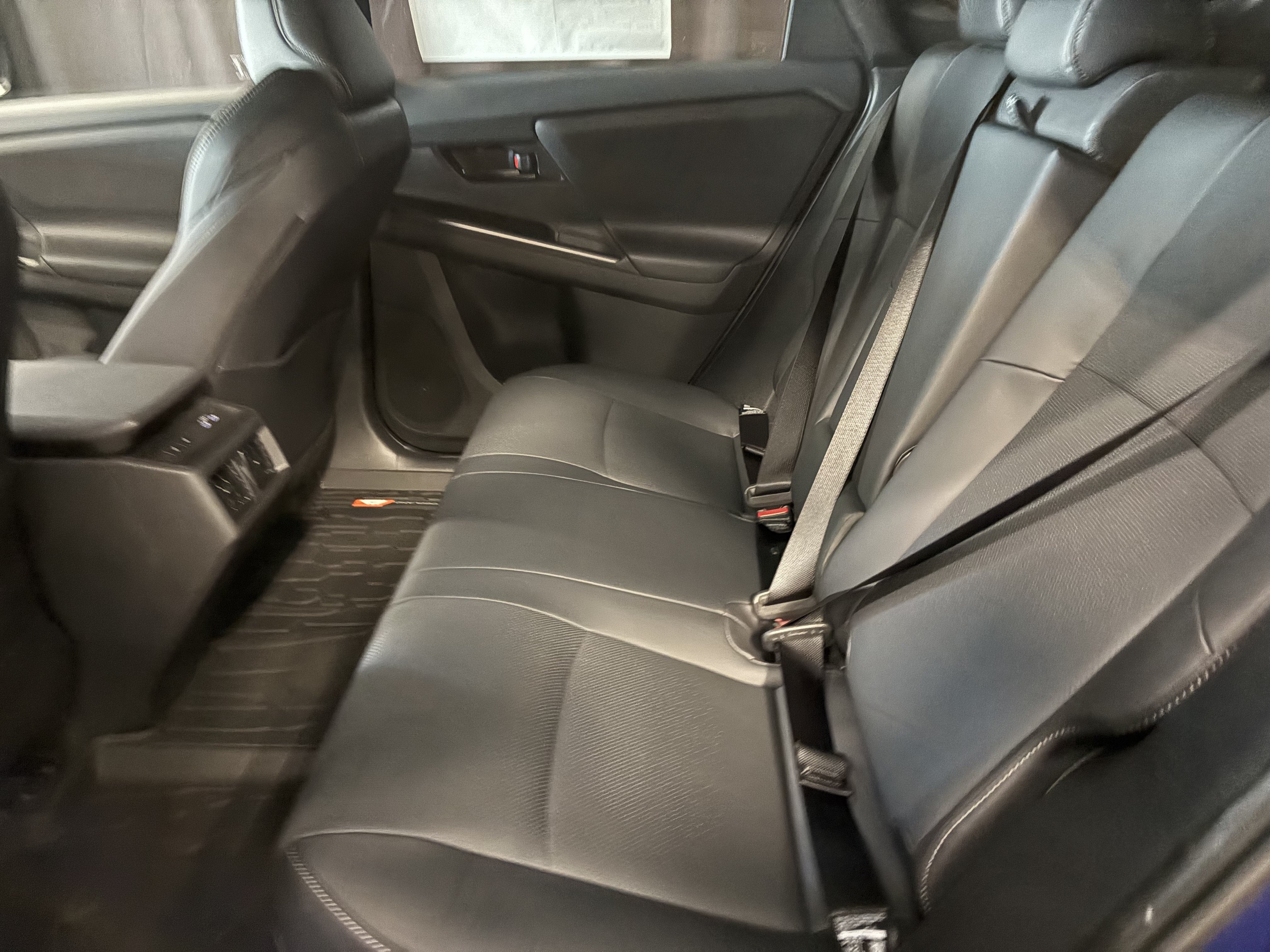 2026 Toyota bZ Woodland AWD (Natl) AWD