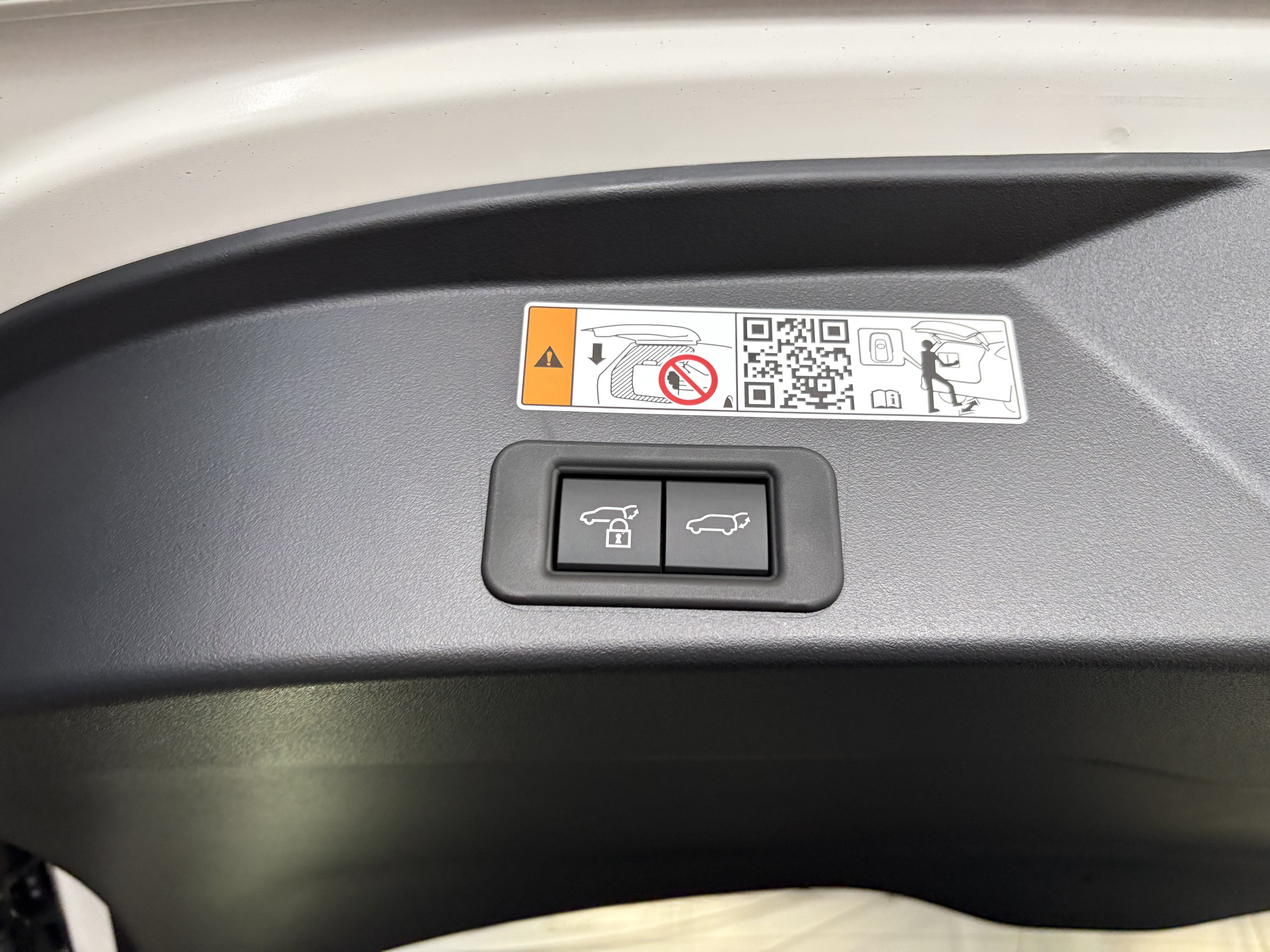 2026 Toyota bZ Woodland Premium AWD