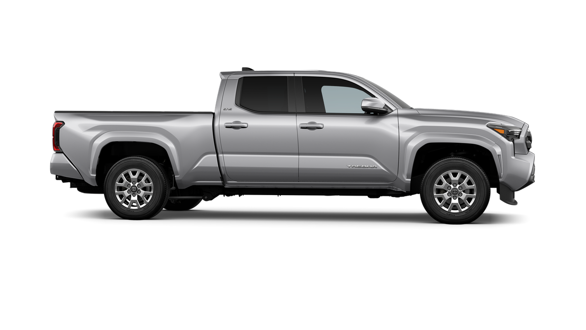2026 Toyota Tacoma SR5 4WD
