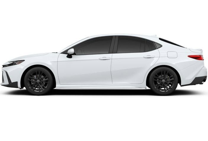 2026 Toyota Camry SE FWD