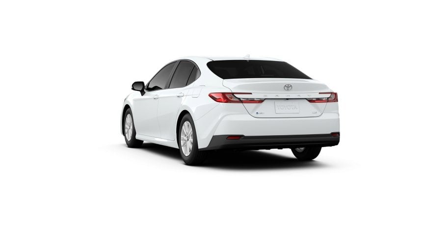 2026 Toyota Camry LE FWD