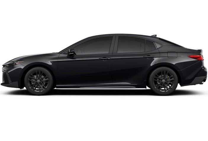 2026 Toyota Camry SE FWD