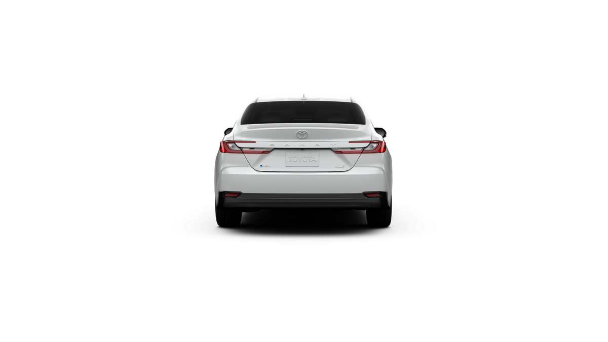 2027 Toyota Camry XLE FWD