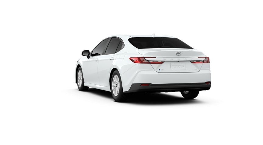 2026 Toyota Camry LE FWD