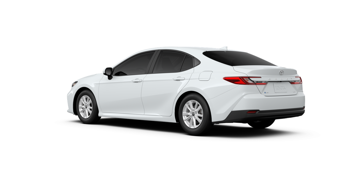 2026 Toyota Camry LE FWD