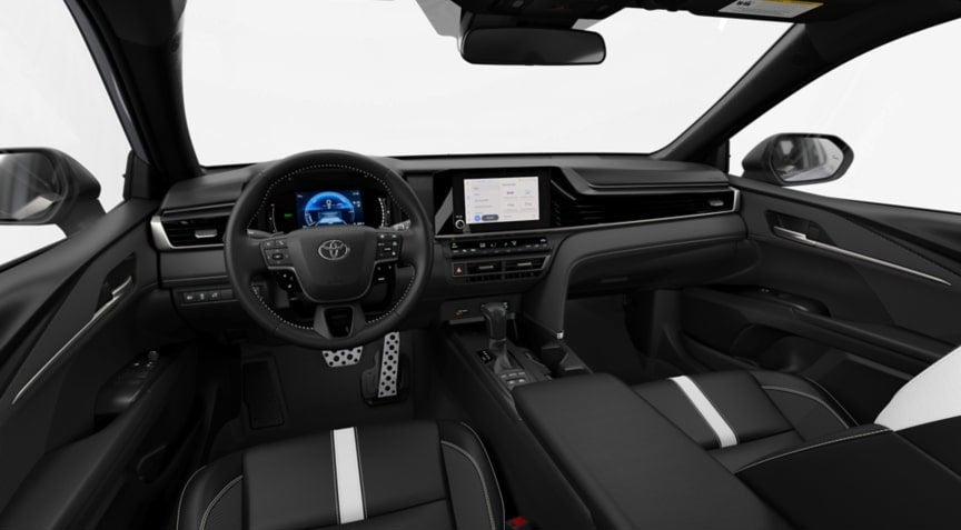 2026 Toyota Camry SE FWD