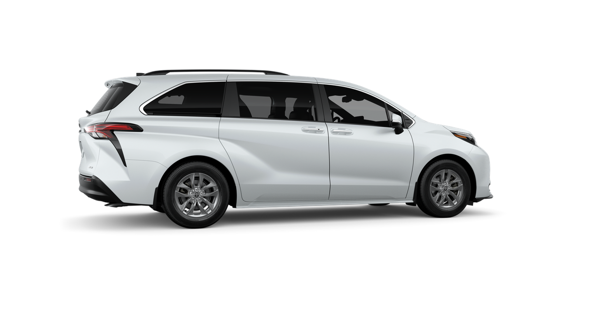 2026 Toyota Sienna XLE FWD