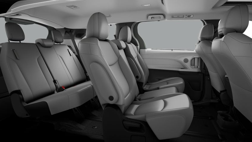 2026 Toyota Sienna XLE FWD