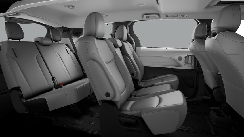 2026 Toyota Sienna XLE FWD