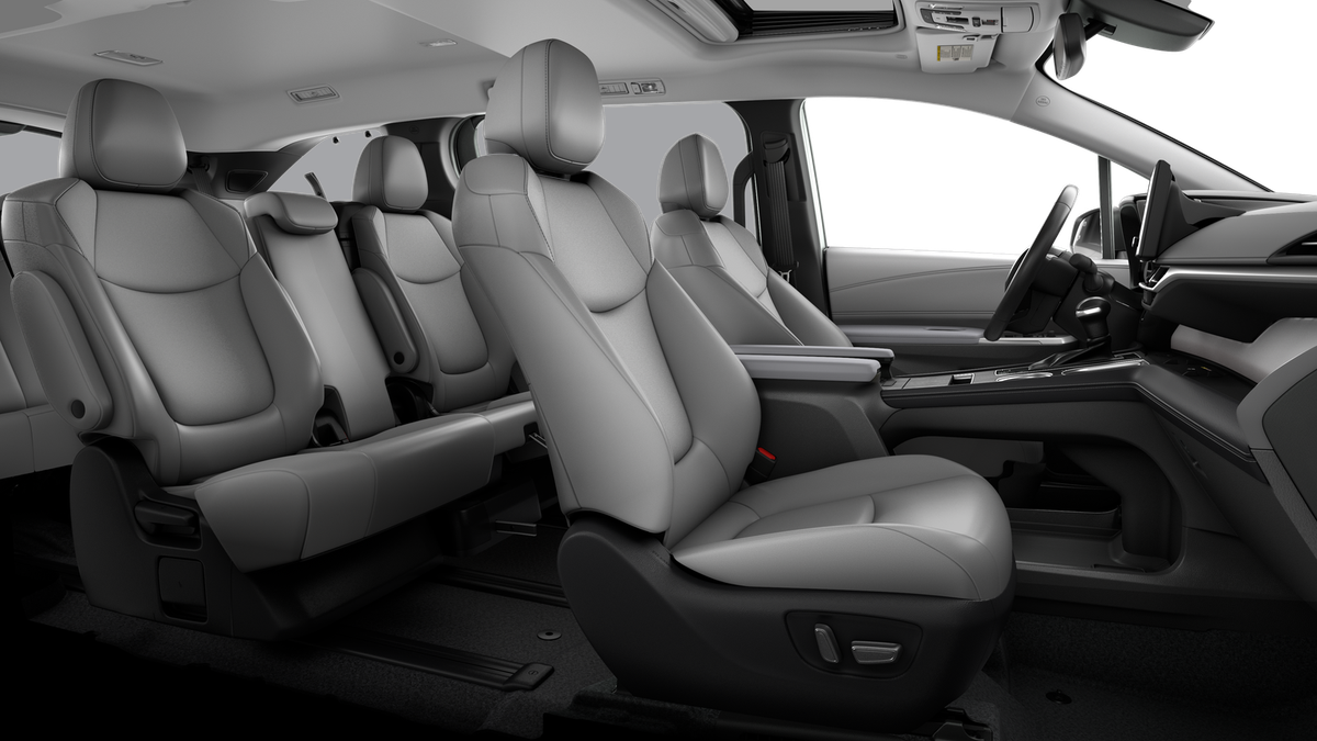2026 Toyota Sienna XLE FWD