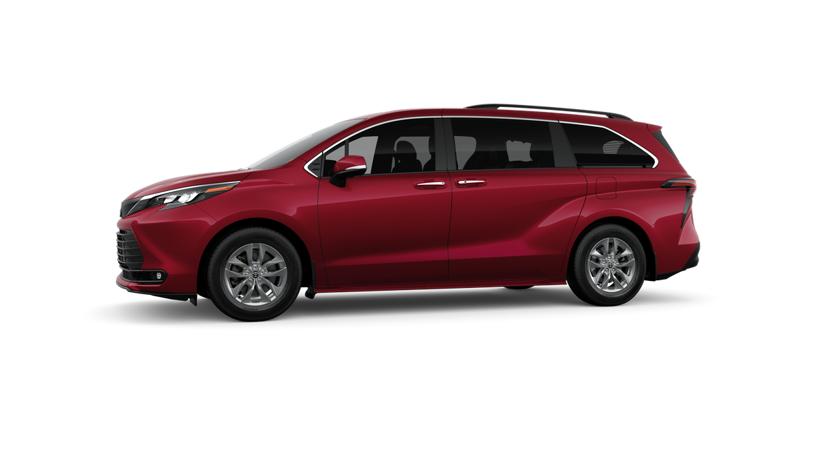 2026 Toyota Sienna XLE FWD
