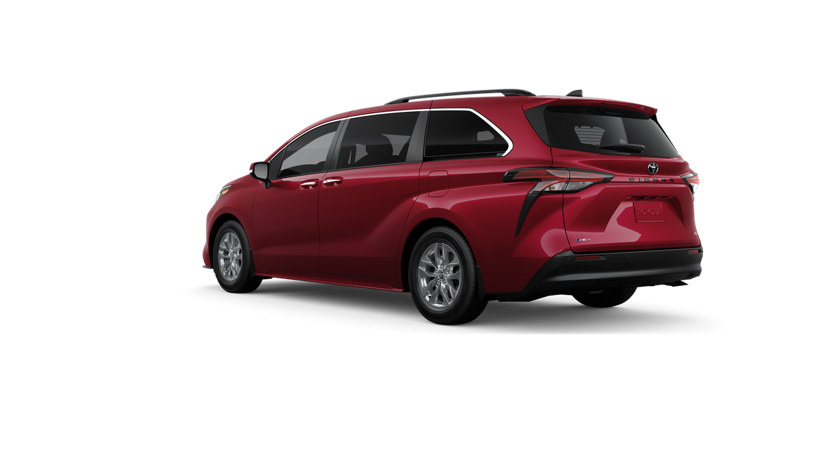 2026 Toyota Sienna XLE FWD