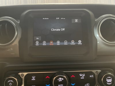 2020 Jeep Wrangler Unlimited Sahara 4WD