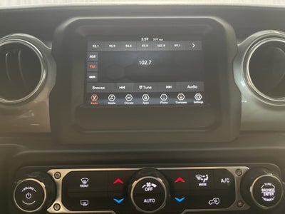 2020 Jeep Wrangler Unlimited Sahara 4WD