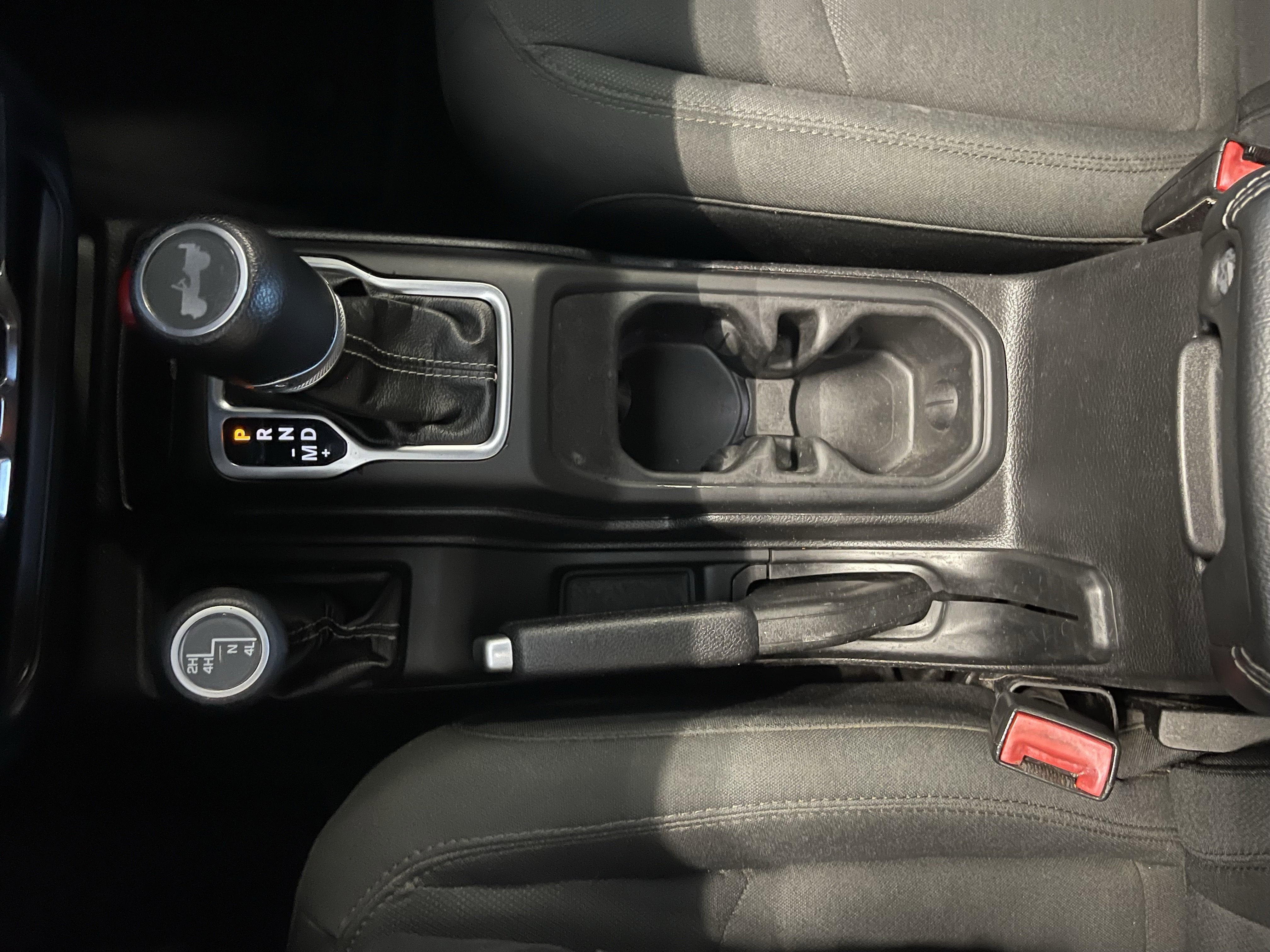 2020 Jeep Wrangler Unlimited Sahara 4WD