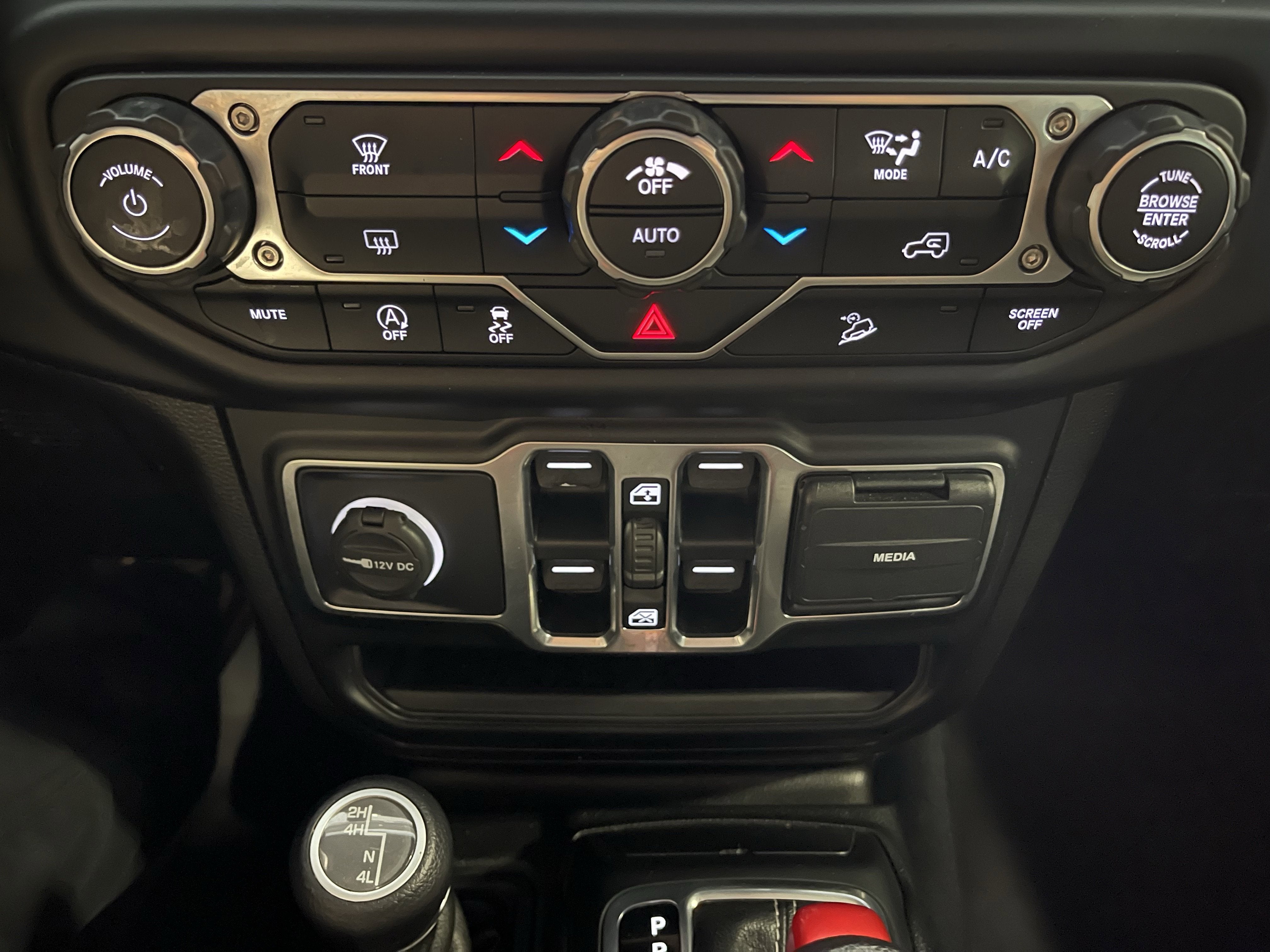 2020 Jeep Wrangler Unlimited Sahara 4WD