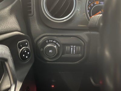 2020 Jeep Wrangler Unlimited Sahara 4WD